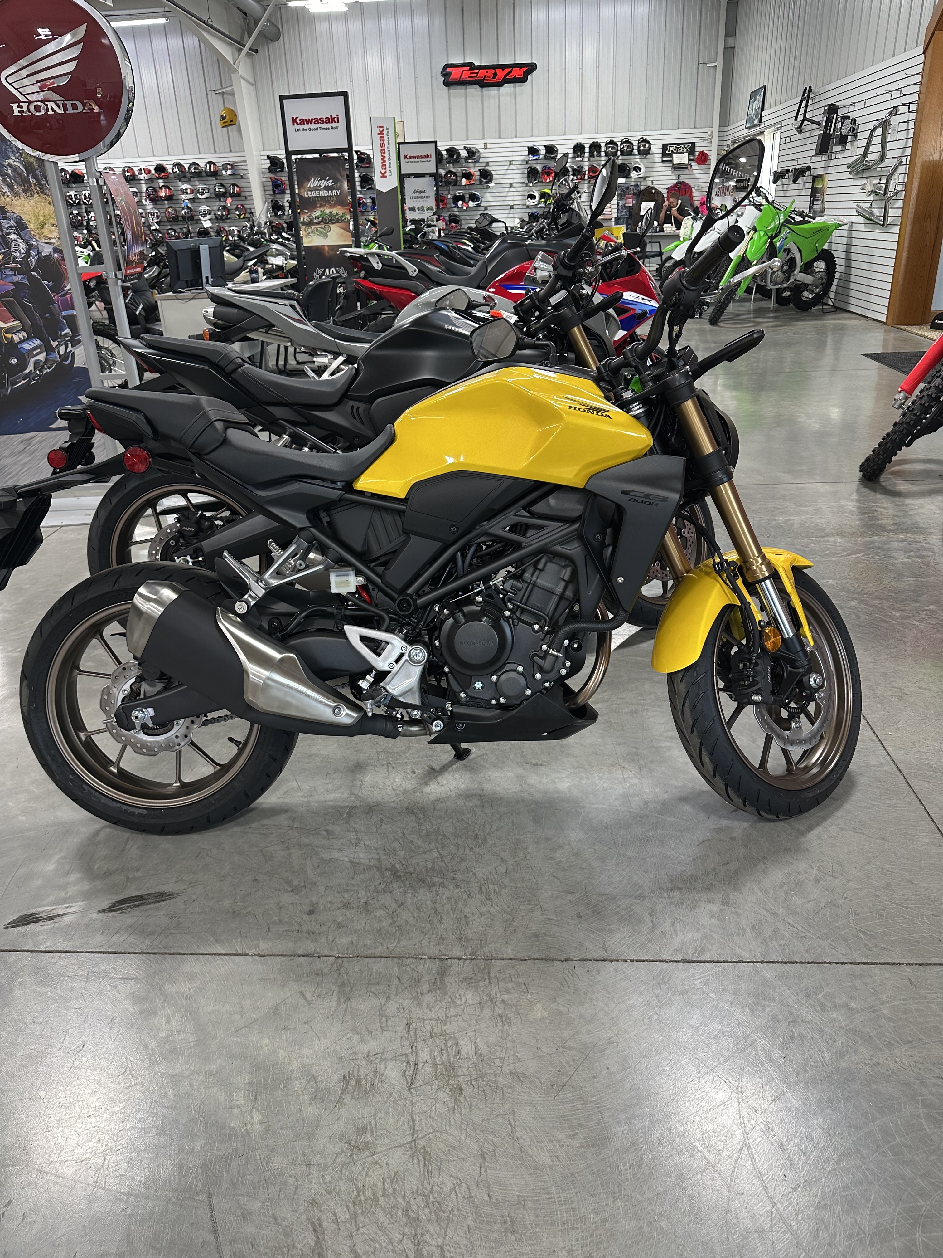 2026 Honda CB300R ABS 1