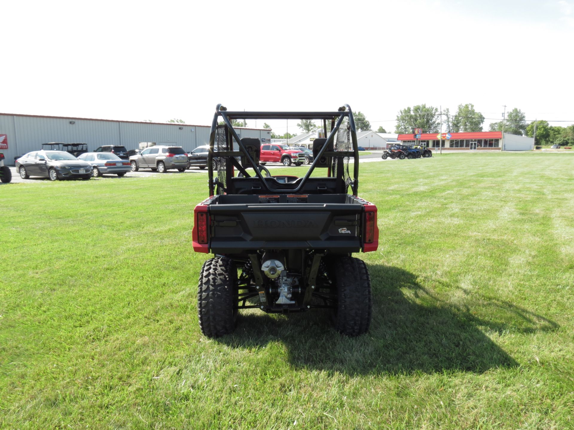 2025 Honda Pioneer 520 7