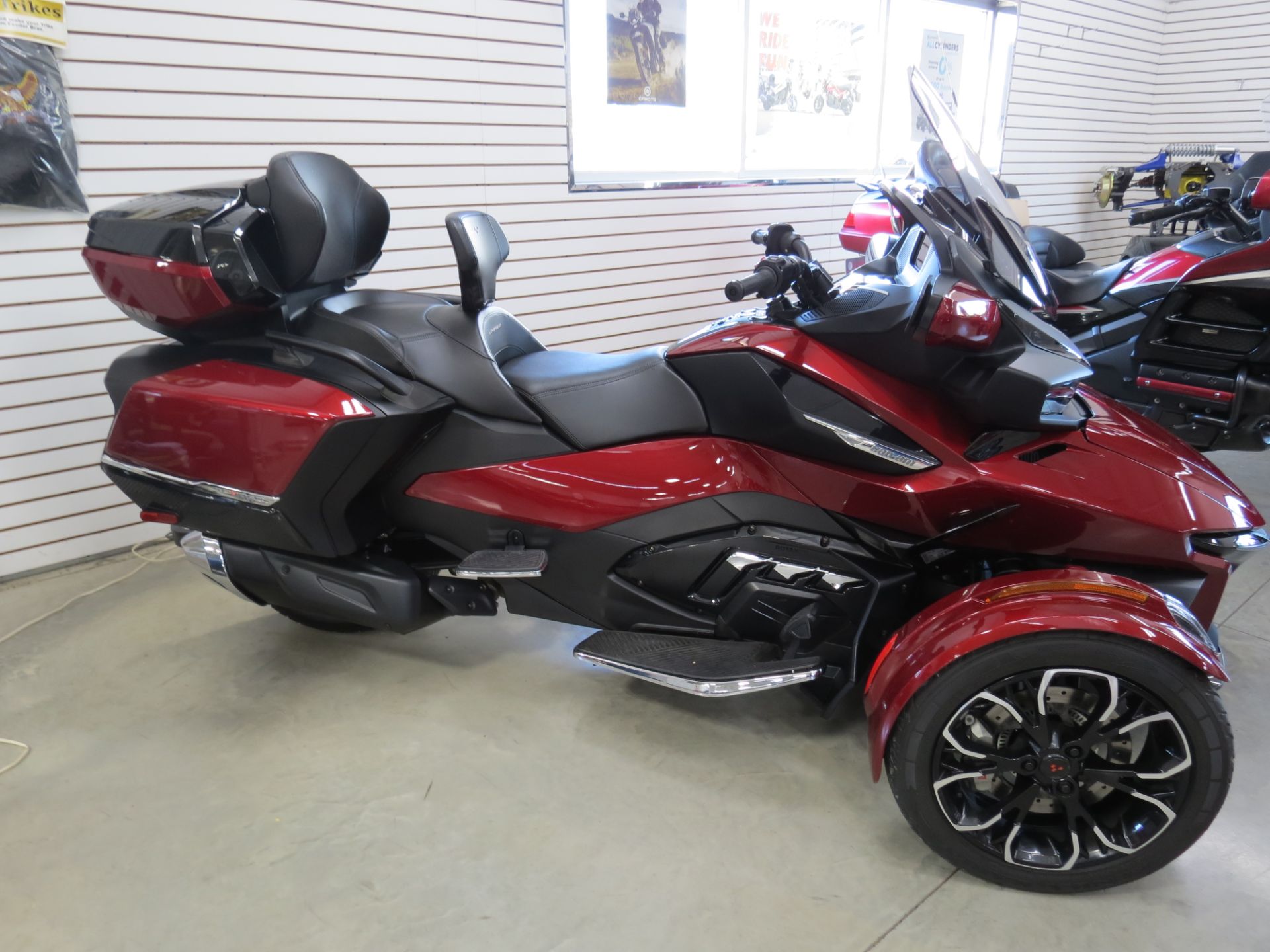 2021 Can-Am Spyder RT Limited in Lima, Ohio - Photo 4