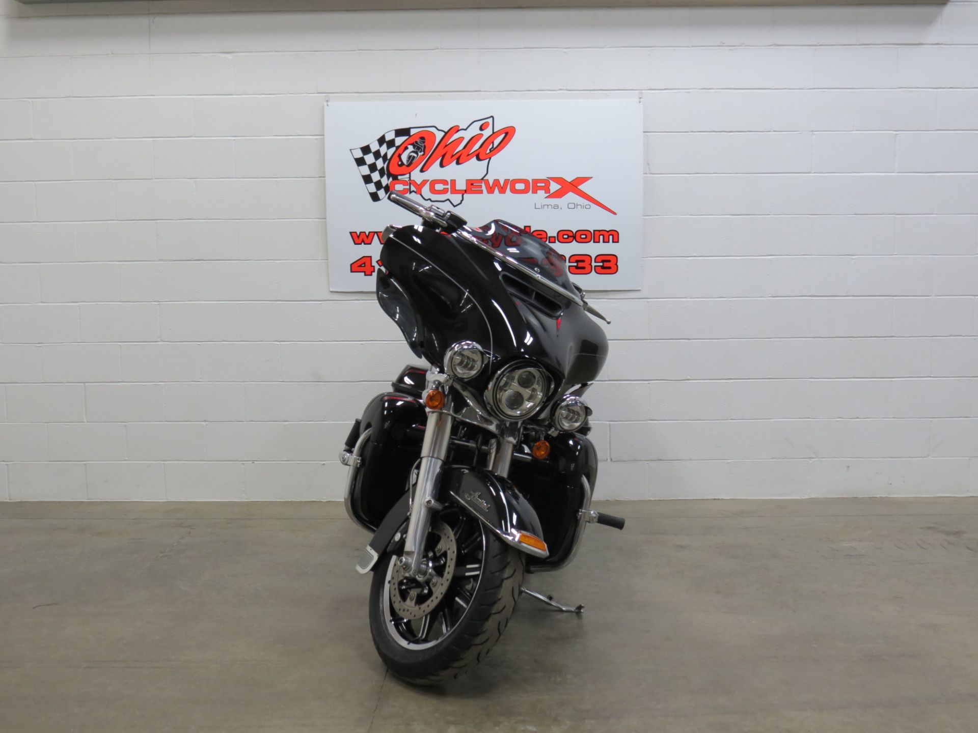 2015 Harley-Davidson Electra Glide® Ultra Classic® in Lima, Ohio - Photo 3