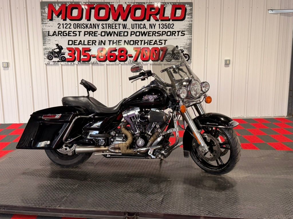 2015 Harley-Davidson Road King® 1