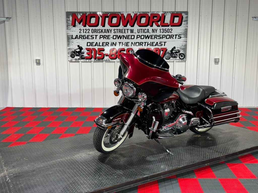 2005 Harley-Davidson FLHTCUI Ultra Classic® Electra Glide® 2