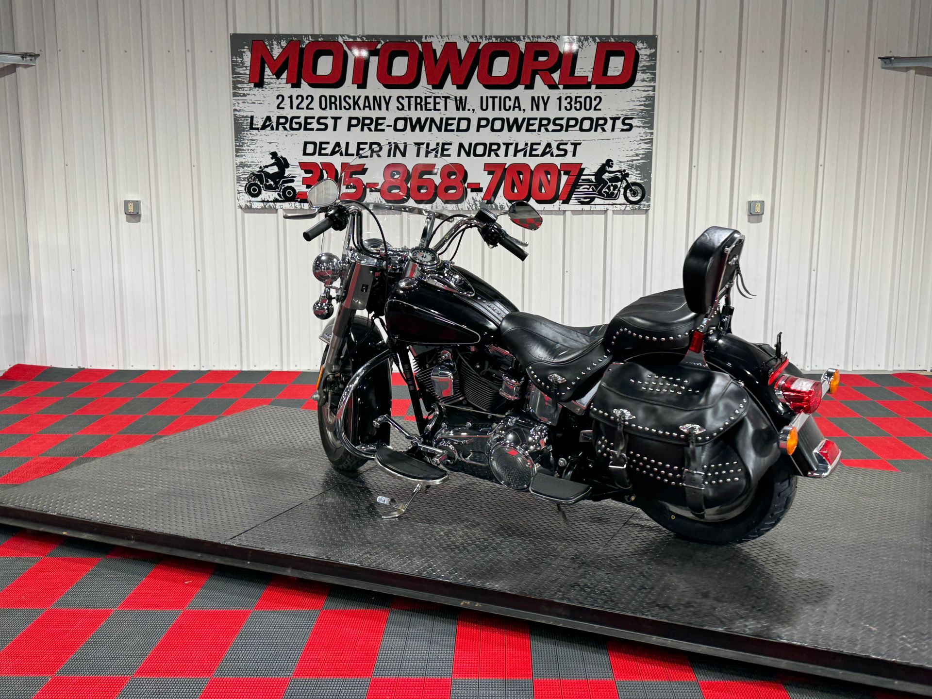 2015 Harley-Davidson Heritage Softail® Classic 5