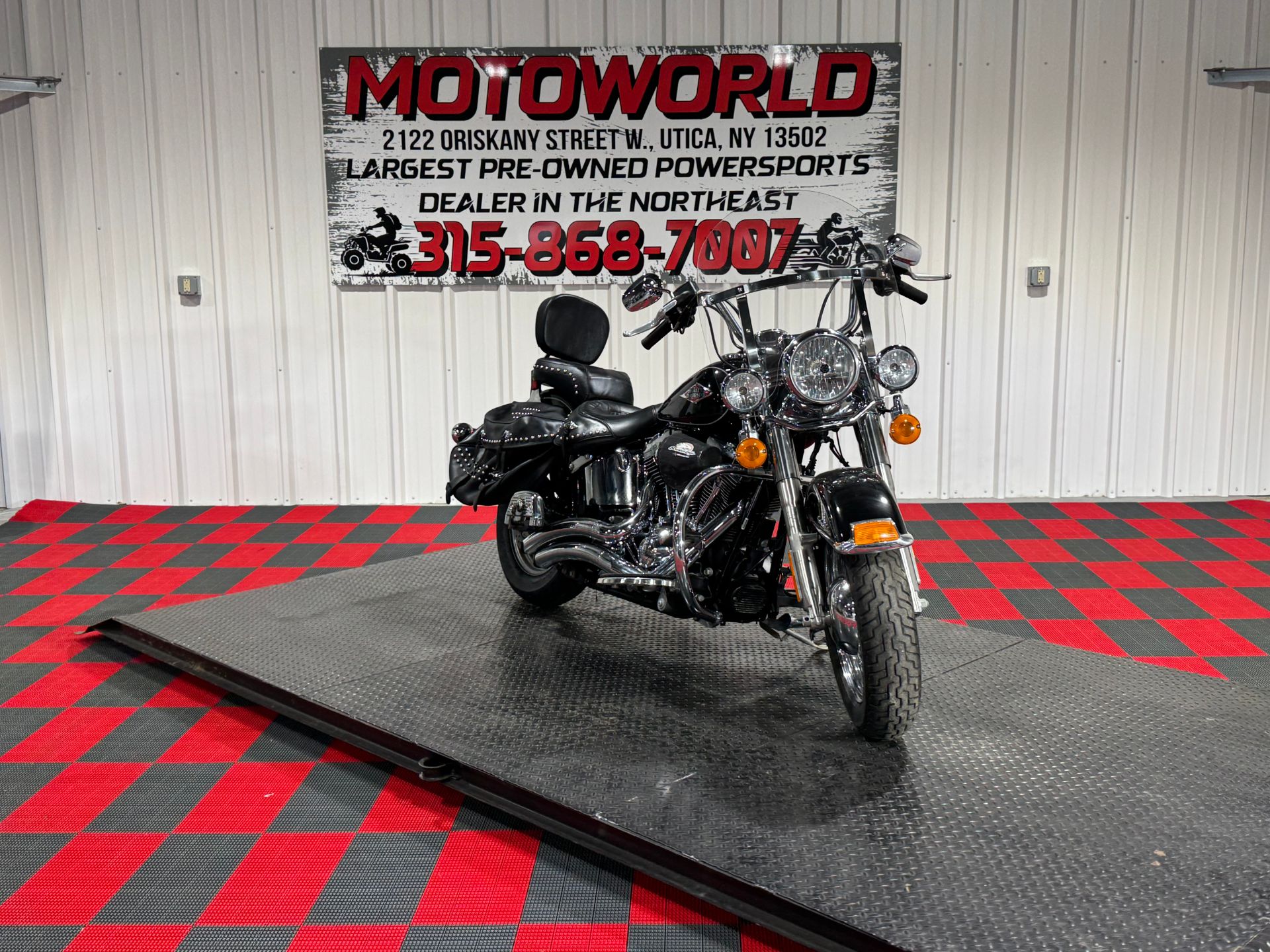 2015 Harley-Davidson Heritage Softail® Classic 4