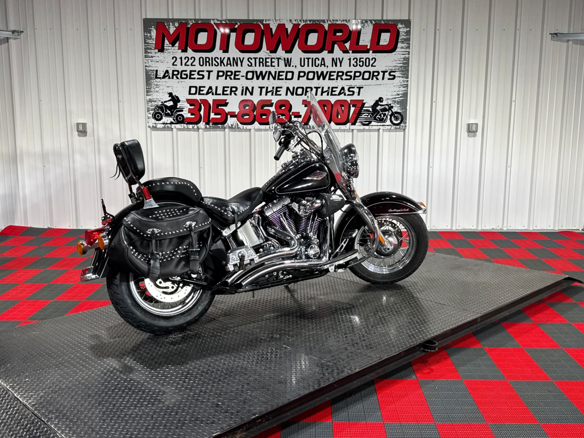 2015 Harley-Davidson Heritage Softail® Classic 10