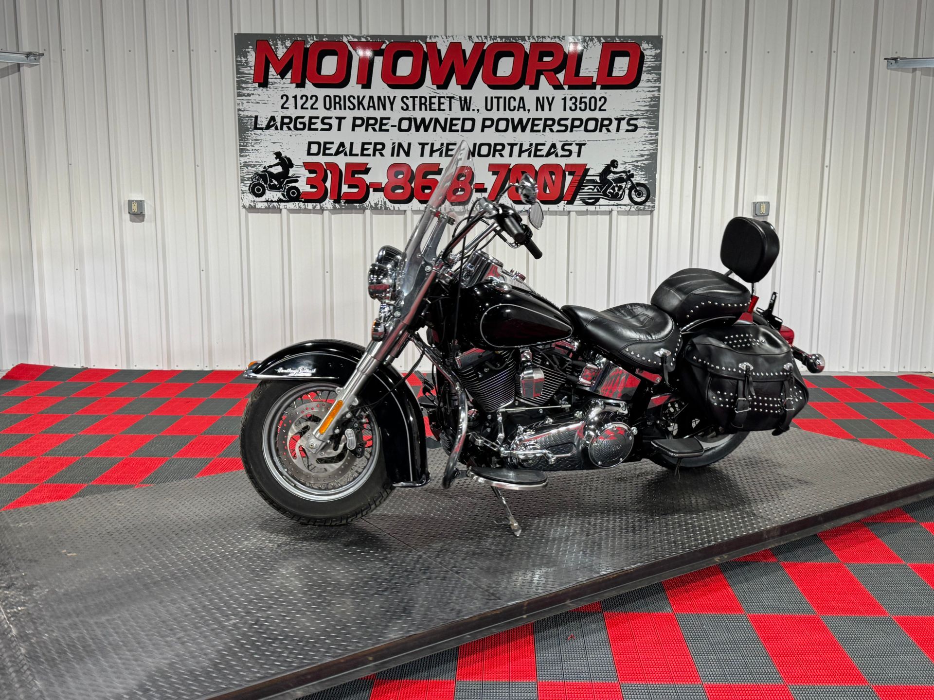 2015 Harley-Davidson Heritage Softail® Classic 12