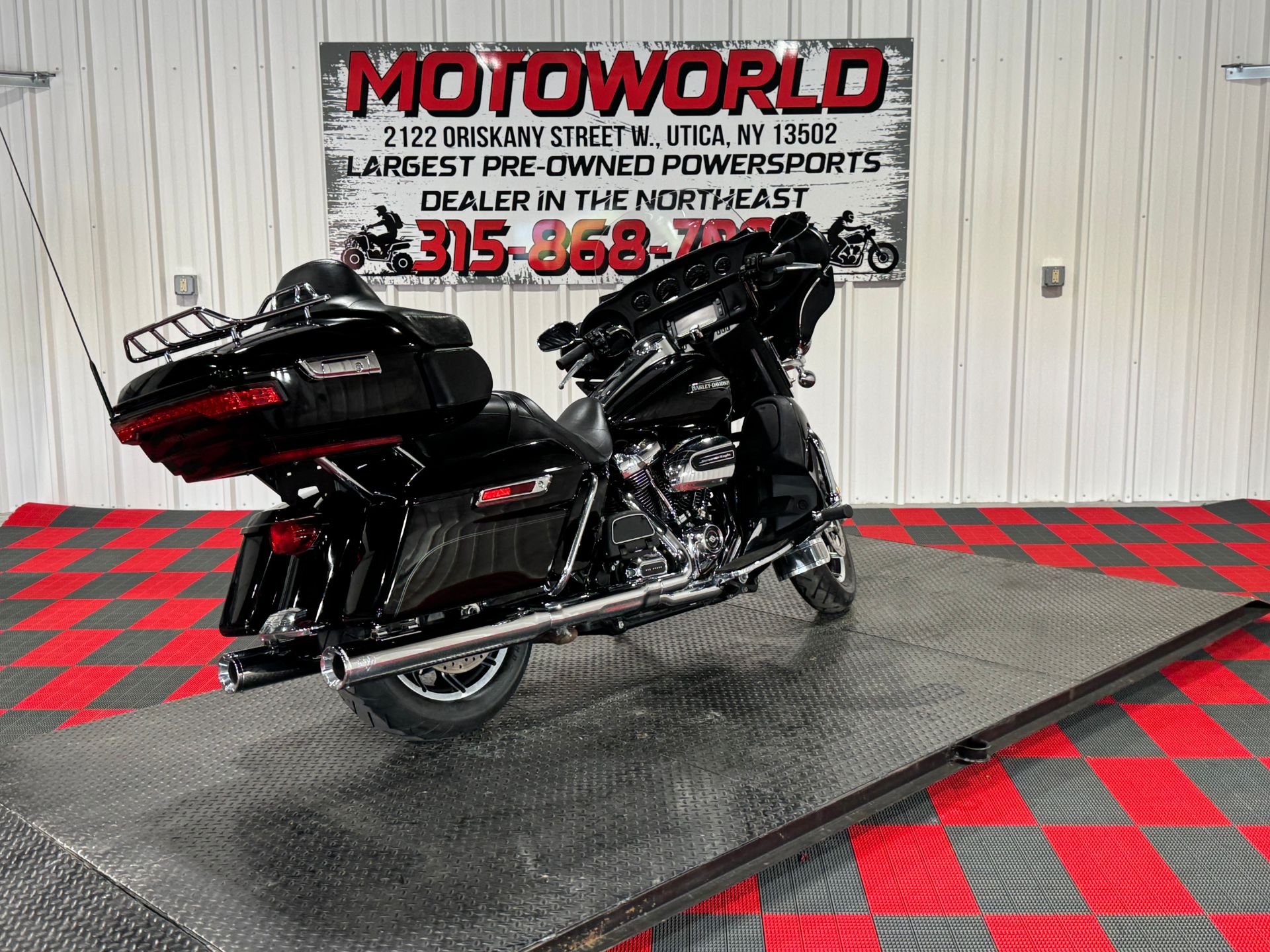 2018 Harley-Davidson Electra Glide® Ultra Classic® 5