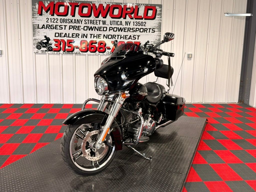 2014 Harley-Davidson Street Glide® 6