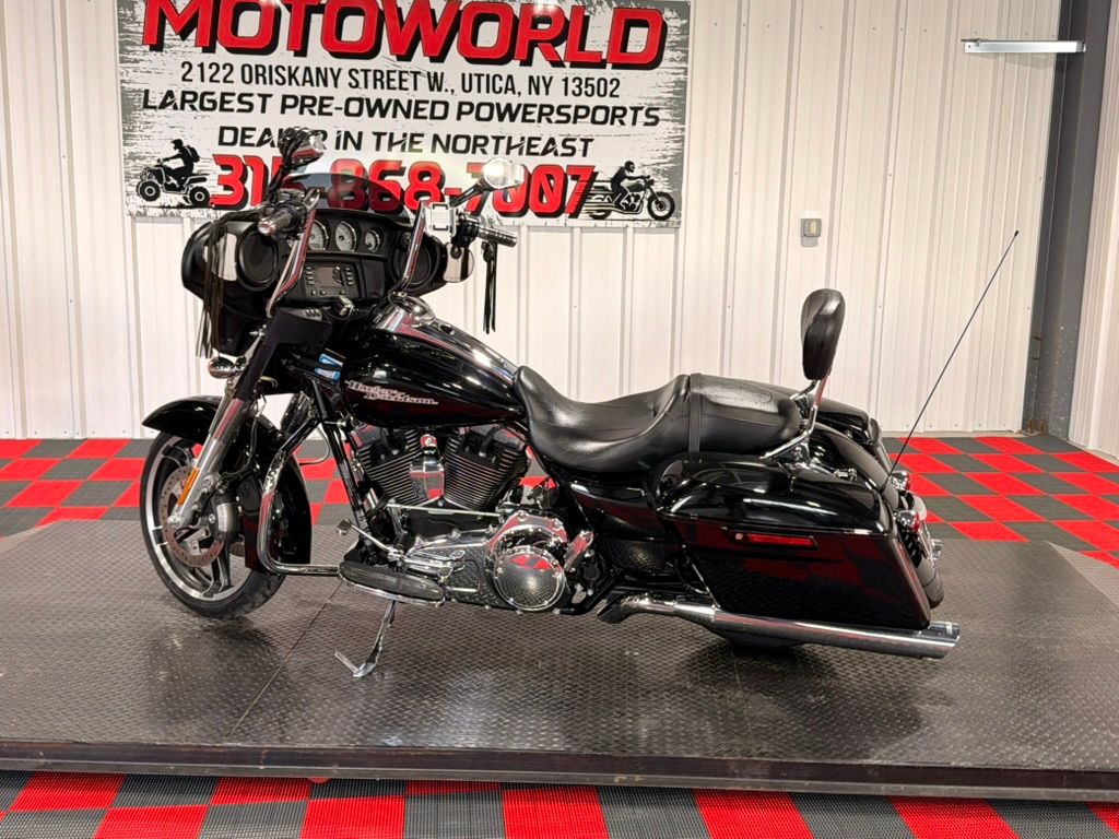 2014 Harley-Davidson Street Glide® 11