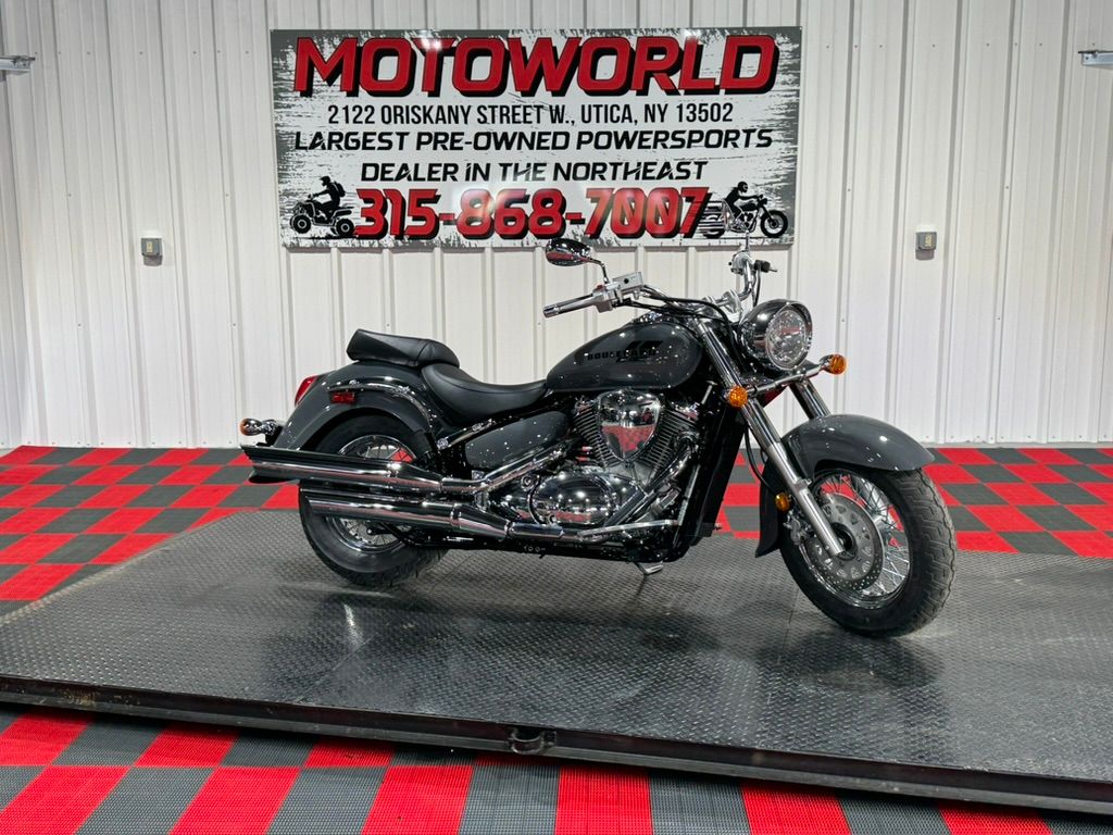 2025 Suzuki Boulevard C50 3