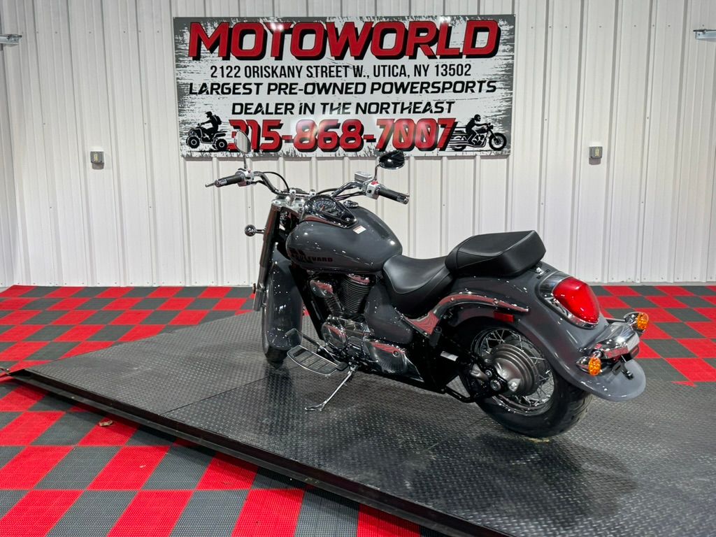 2025 Suzuki Boulevard C50 9