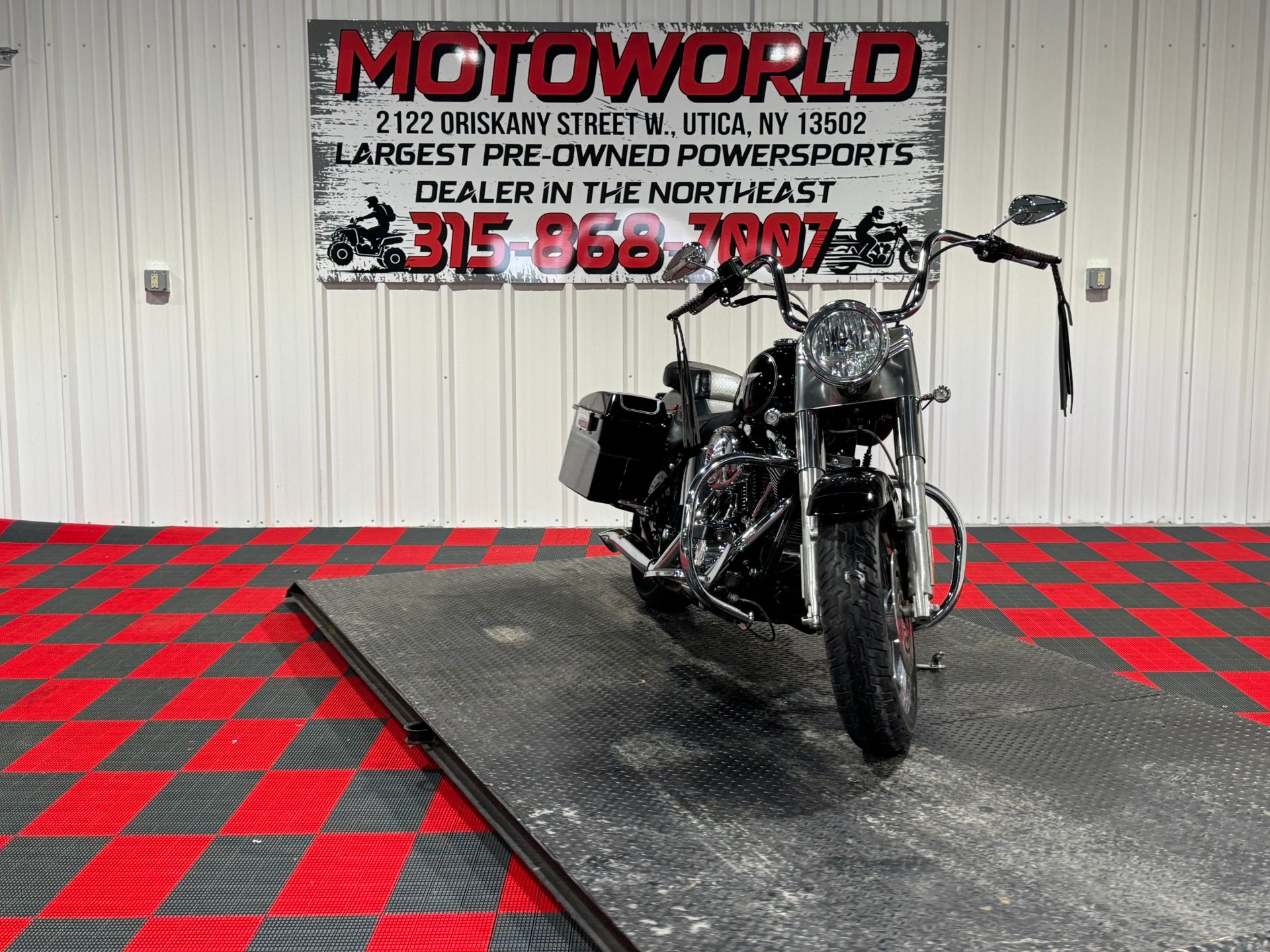2005 Harley-Davidson FLSTF/FLSTFI Fat Boy® 9