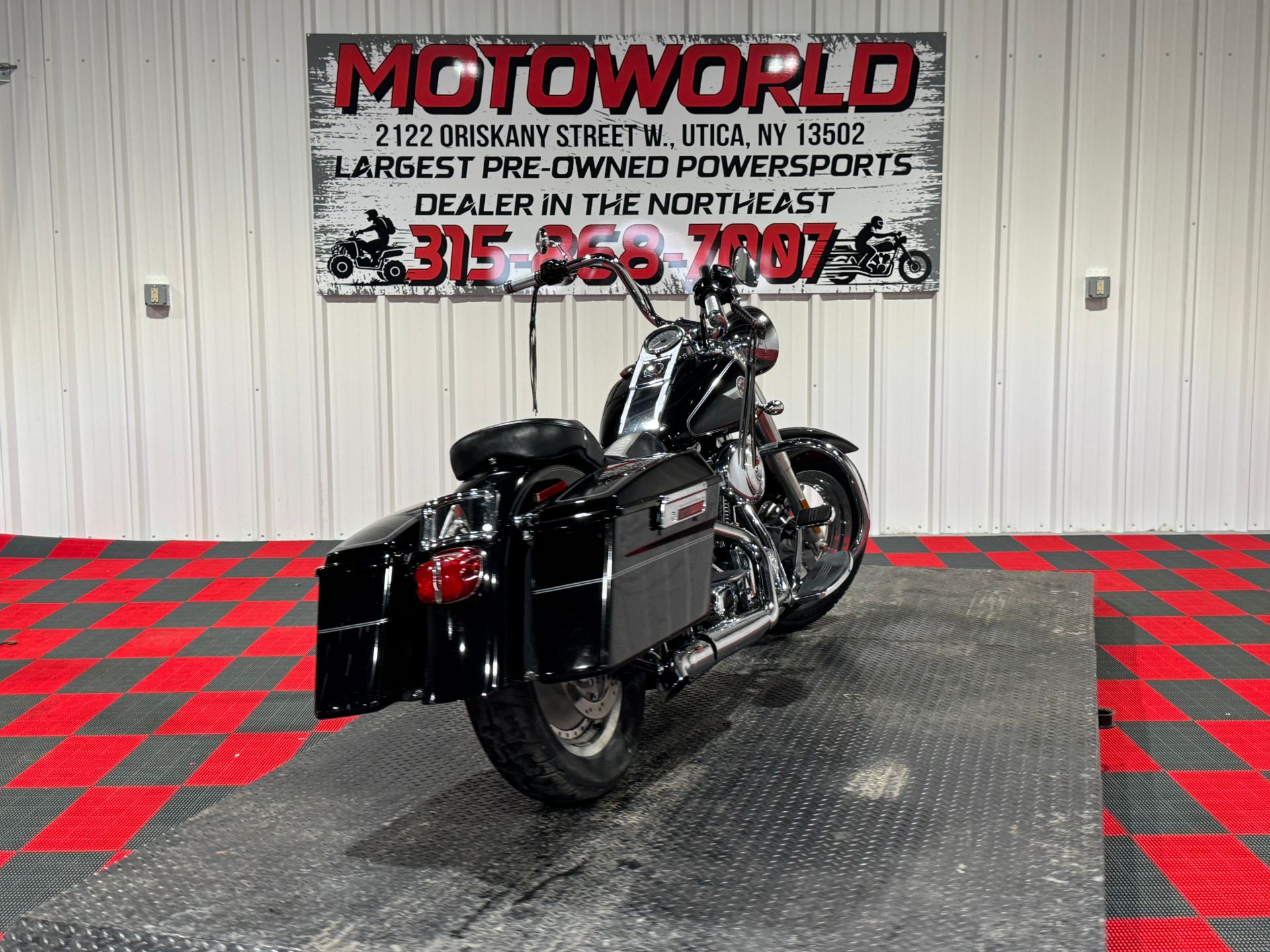2005 Harley-Davidson FLSTF/FLSTFI Fat Boy® 12