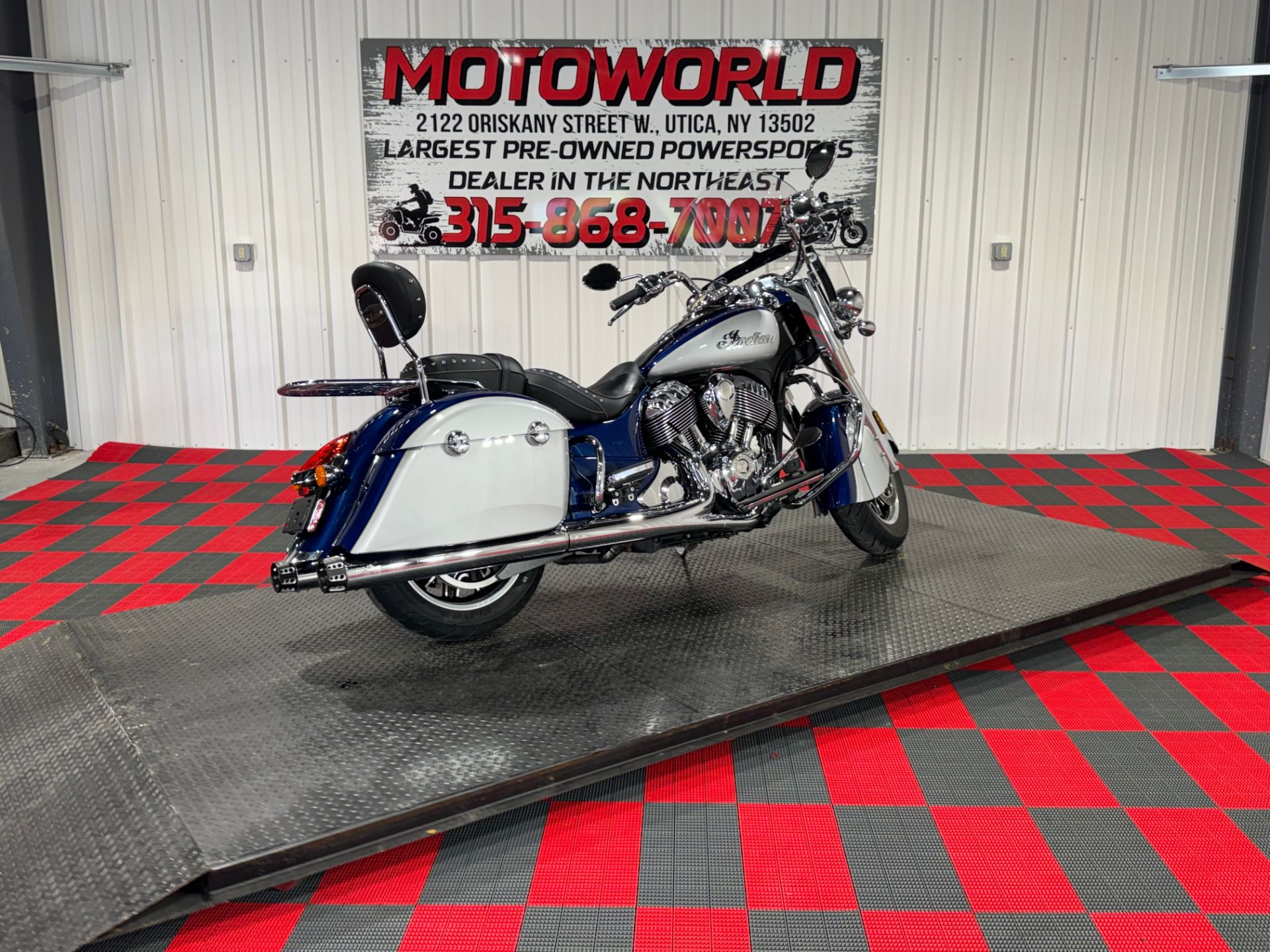 2017  Springfield® 12