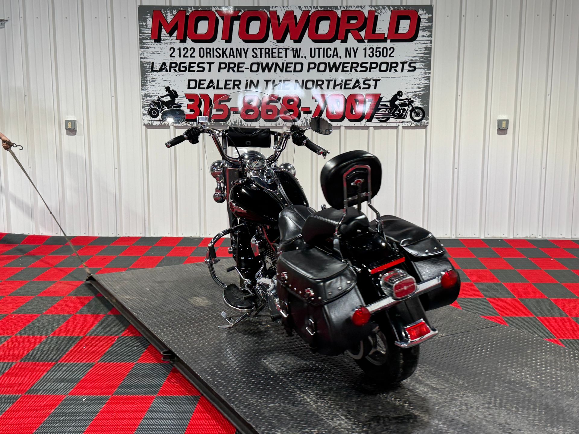 2016 Harley-Davidson Heritage Softail® Classic 8