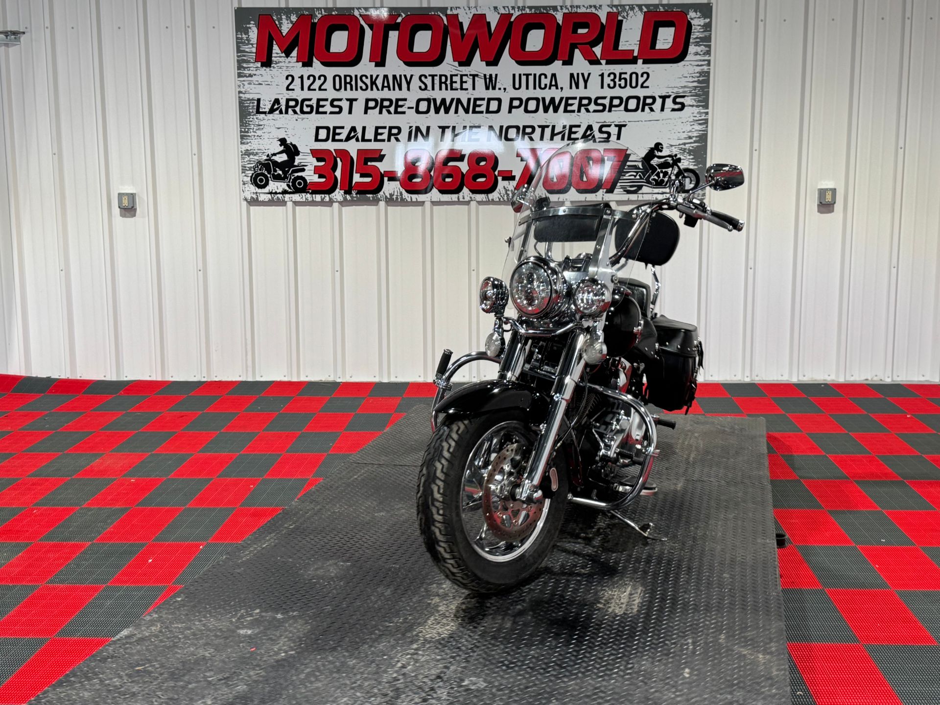 2016 Harley-Davidson Heritage Softail® Classic 10