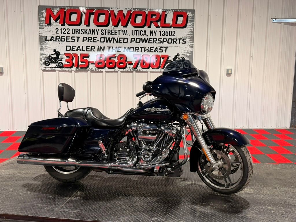 2019 Harley-Davidson Street Glide® 5