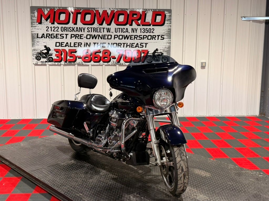 2019 Harley-Davidson Street Glide® 8