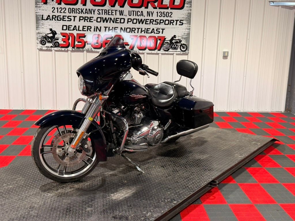 2019 Harley-Davidson Street Glide® 7