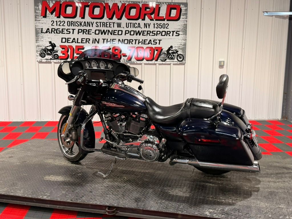 2019 Harley-Davidson Street Glide® 2