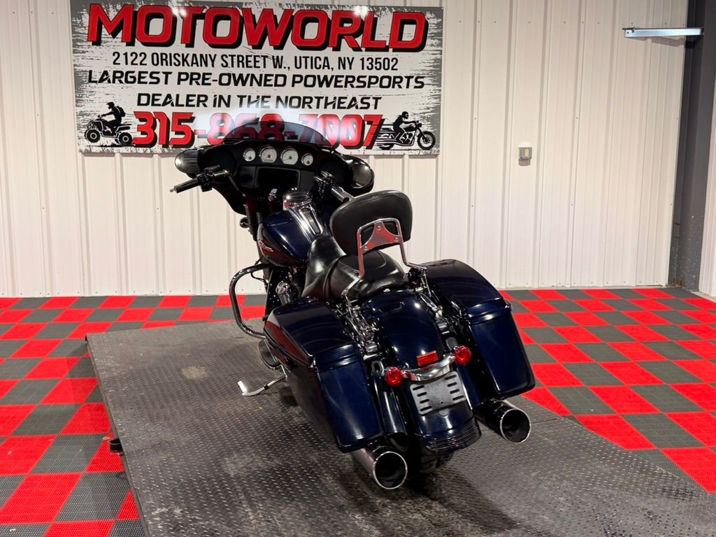 2019 Harley-Davidson Street Glide® 12