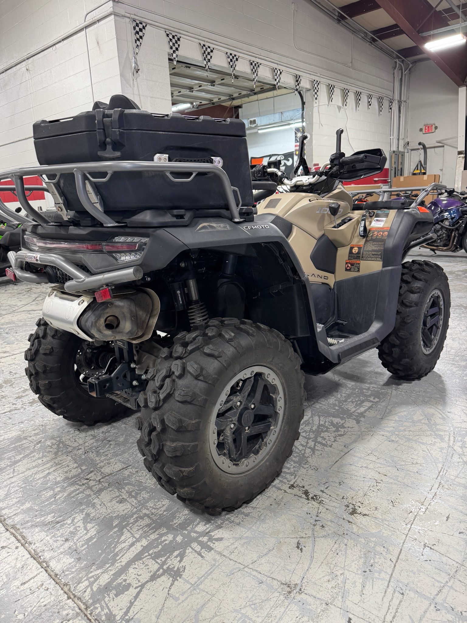 2025  CForce 1000 Overland 8