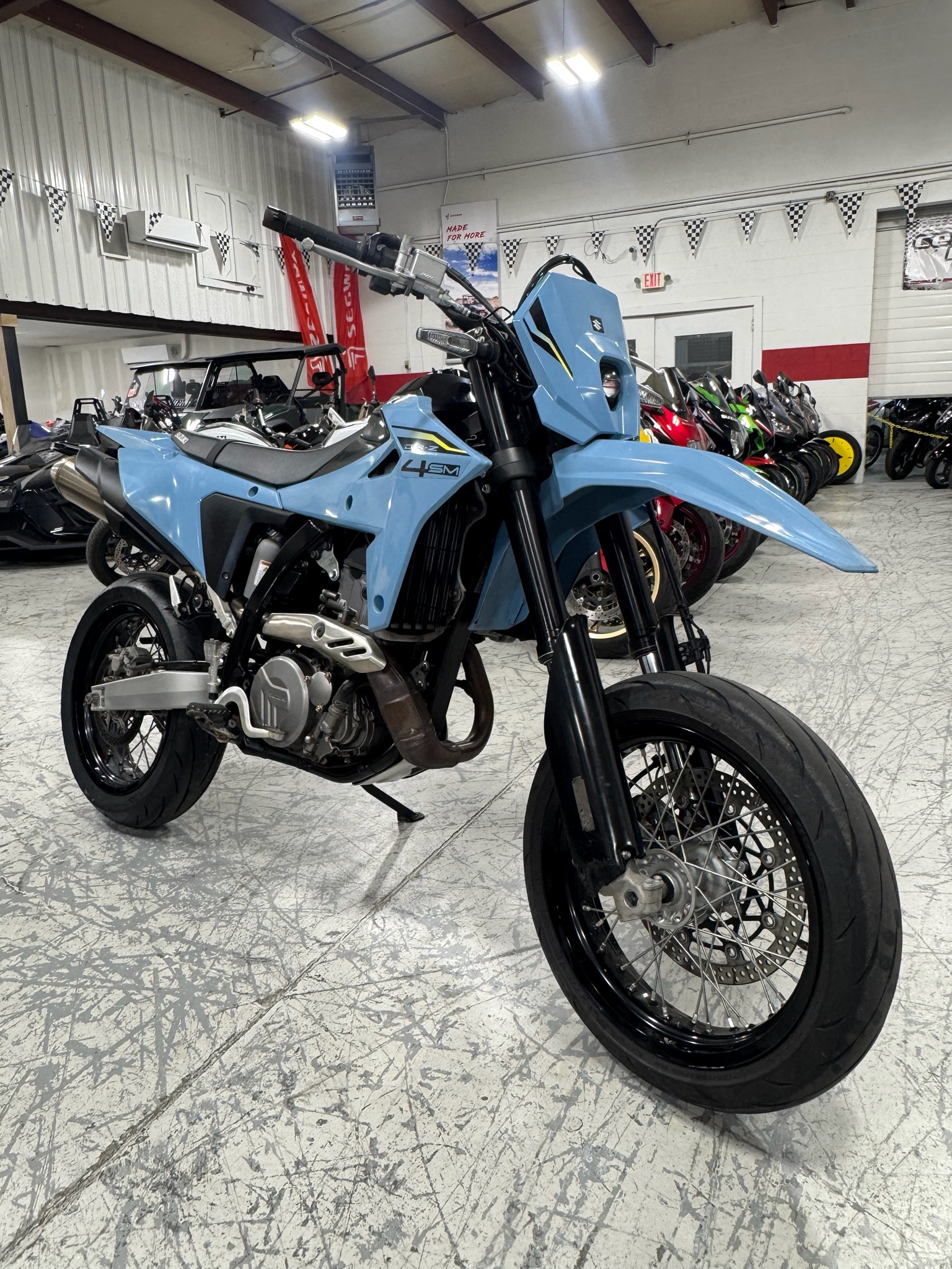 2025 Suzuki DR-Z4SM 2