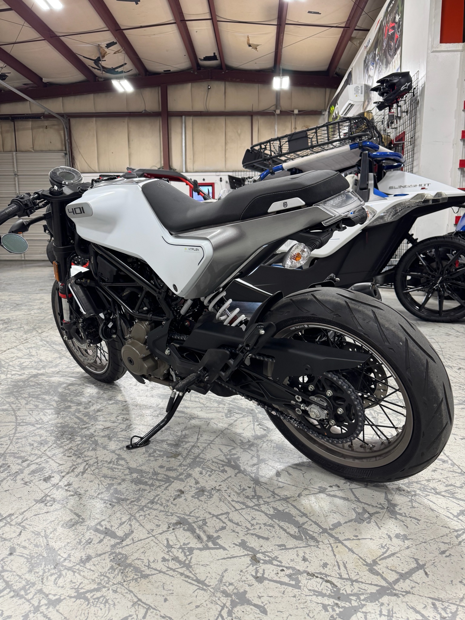 2023 Husqvarna Vitpilen 401 6