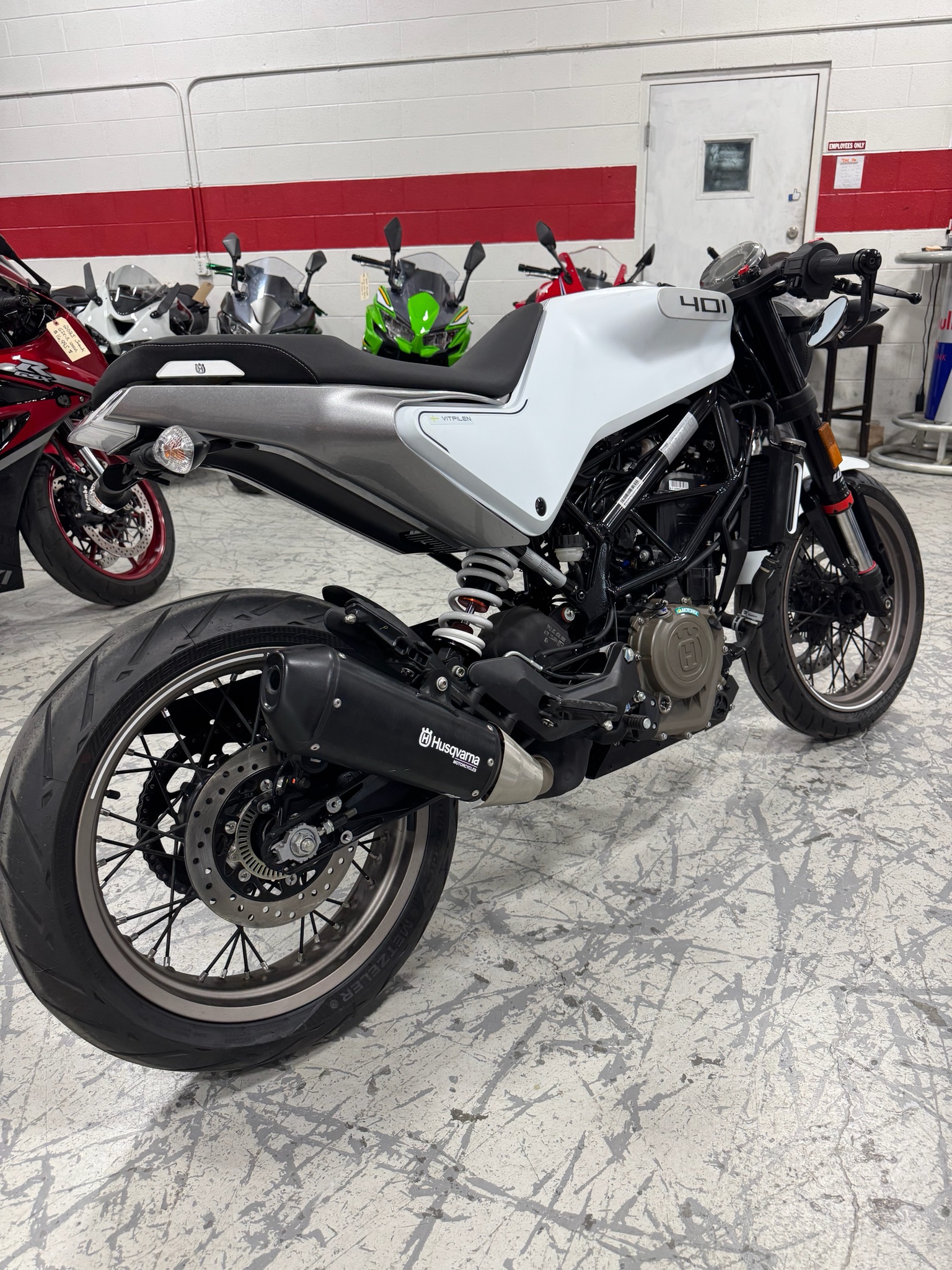 2023 Husqvarna Vitpilen 401 7