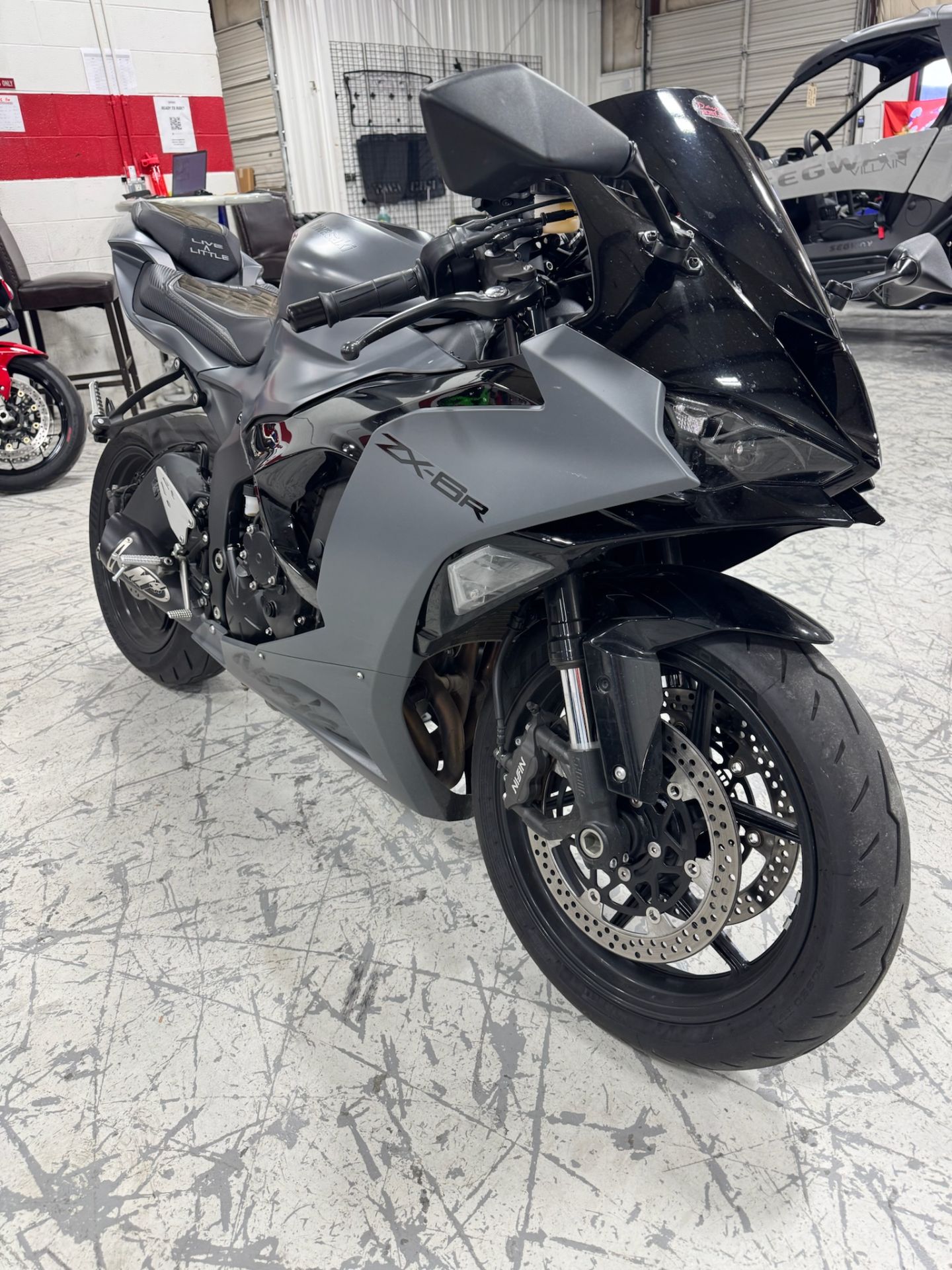 Used 2025 Kawasaki Ninja ZX-6R, Hendersonville TN | Specs