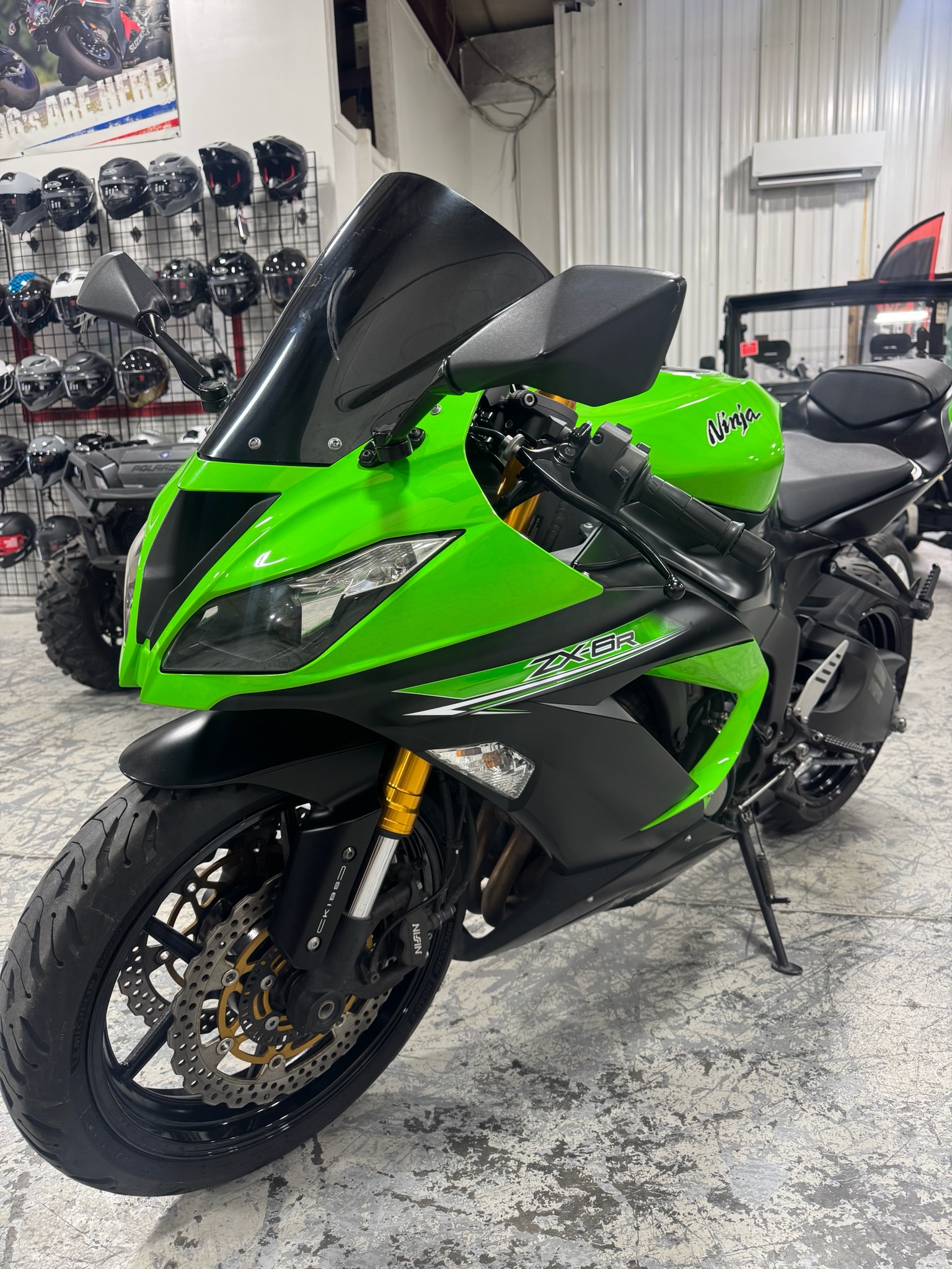 2014 Kawasaki Ninja® ZX-6R ABS 3