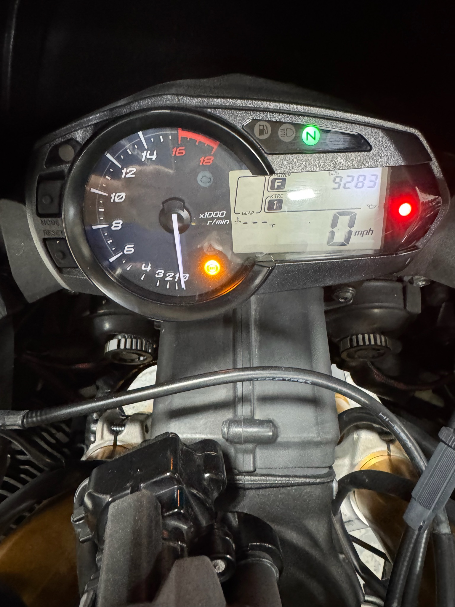 2014 Kawasaki Ninja® ZX-6R ABS 7