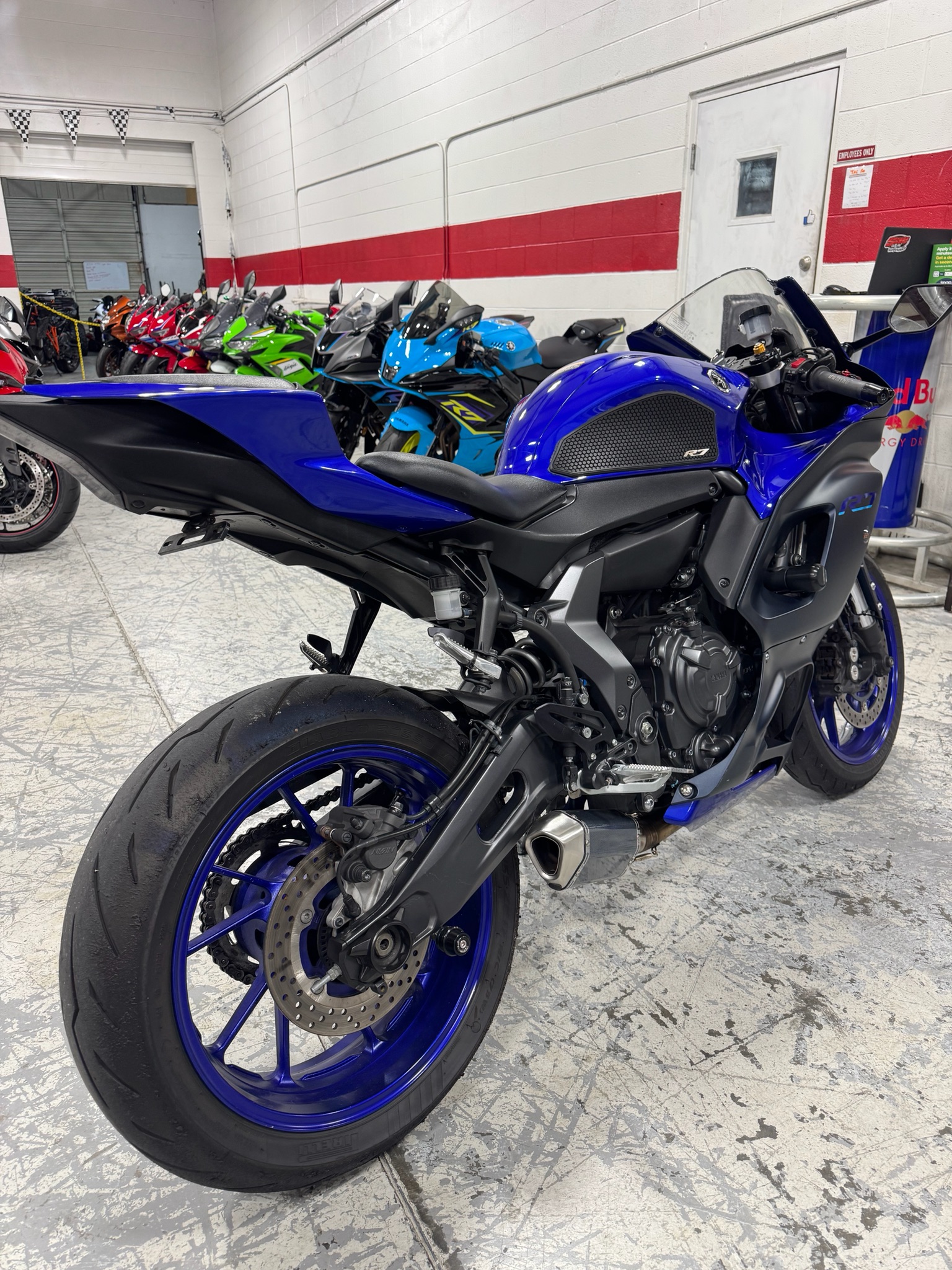 2023 Yamaha YZF-R7 6