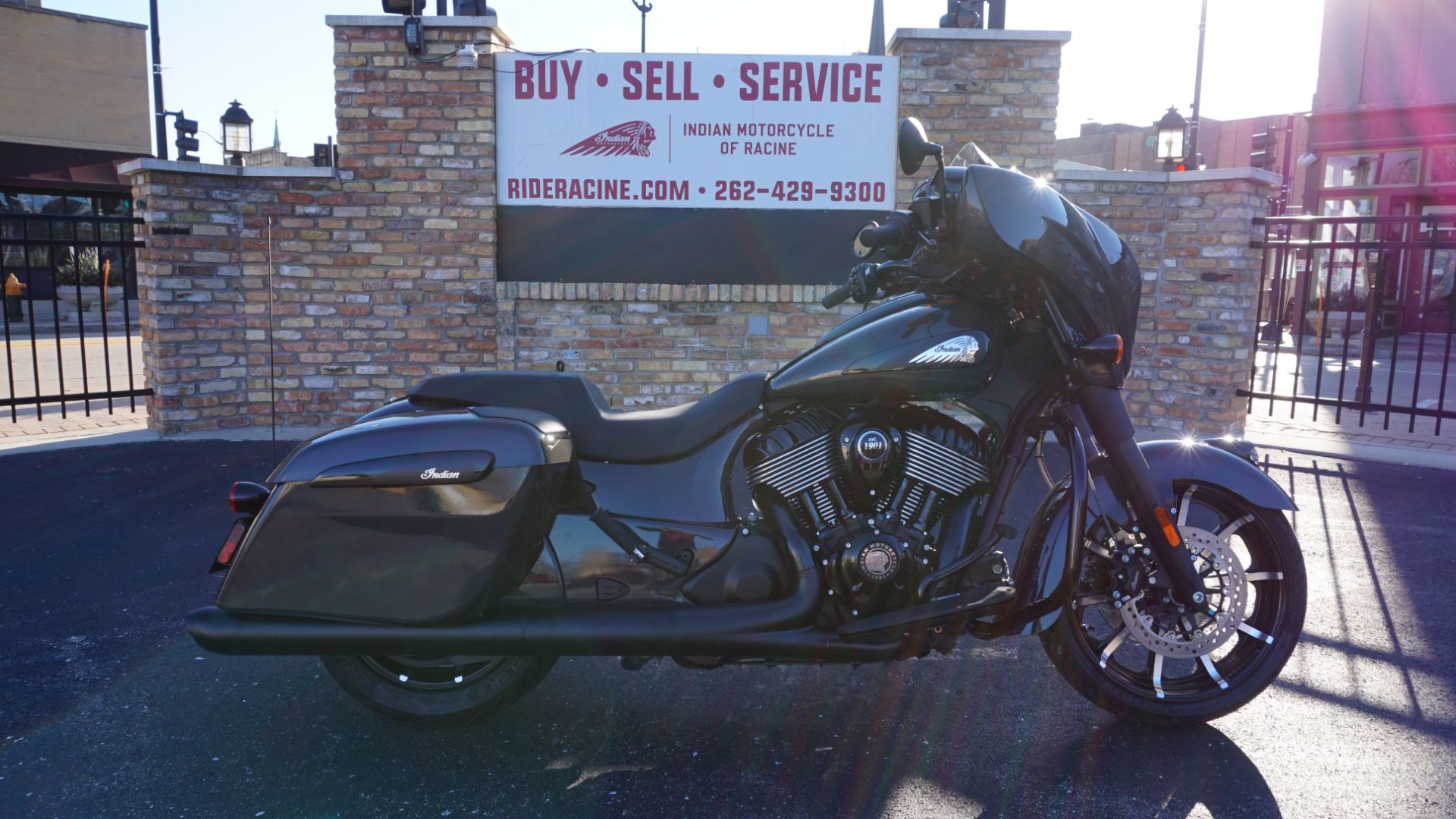 Indian Chieftain Dark Indian Chief On Road Price New 2024 Indian