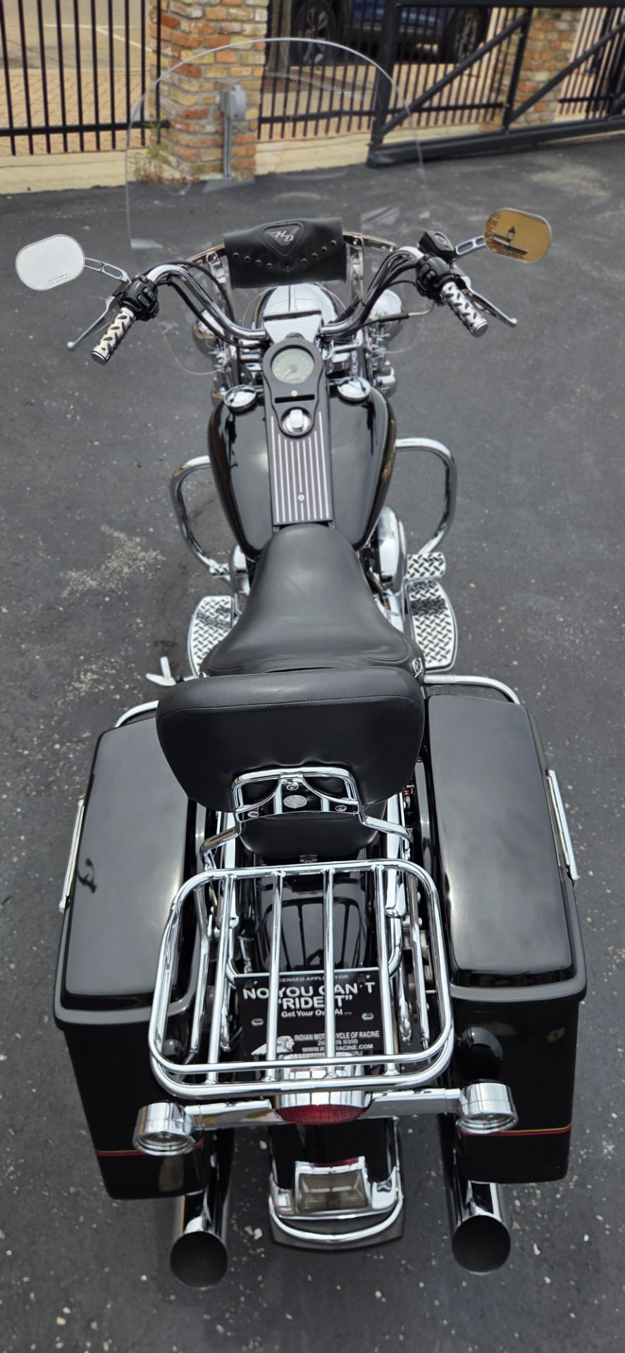 2001 Harley-Davidson FLHRCI Road King® Classic 9