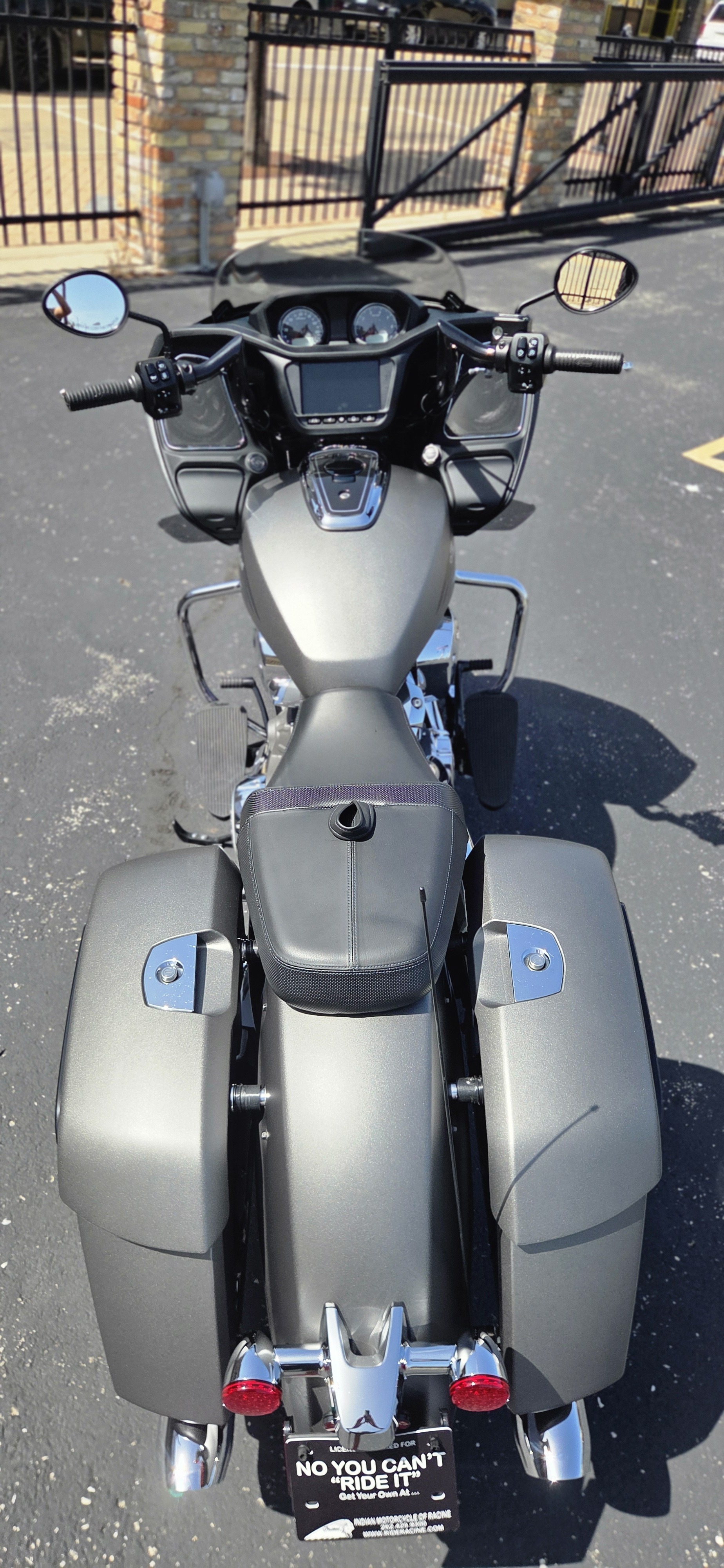 2023  Challenger® 6