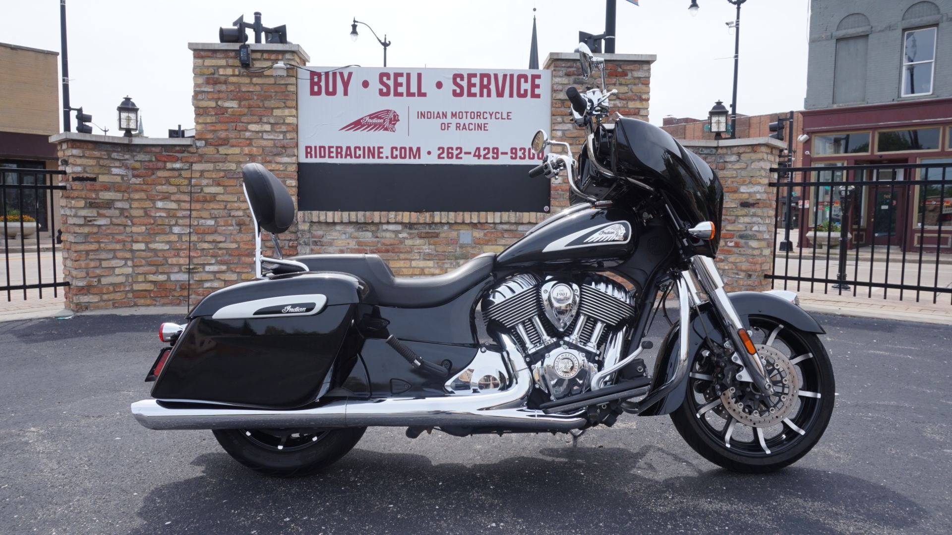 INDIAN Used 2021 Indian Motorcycle Chieftain® Limited, Racine WI | Specs