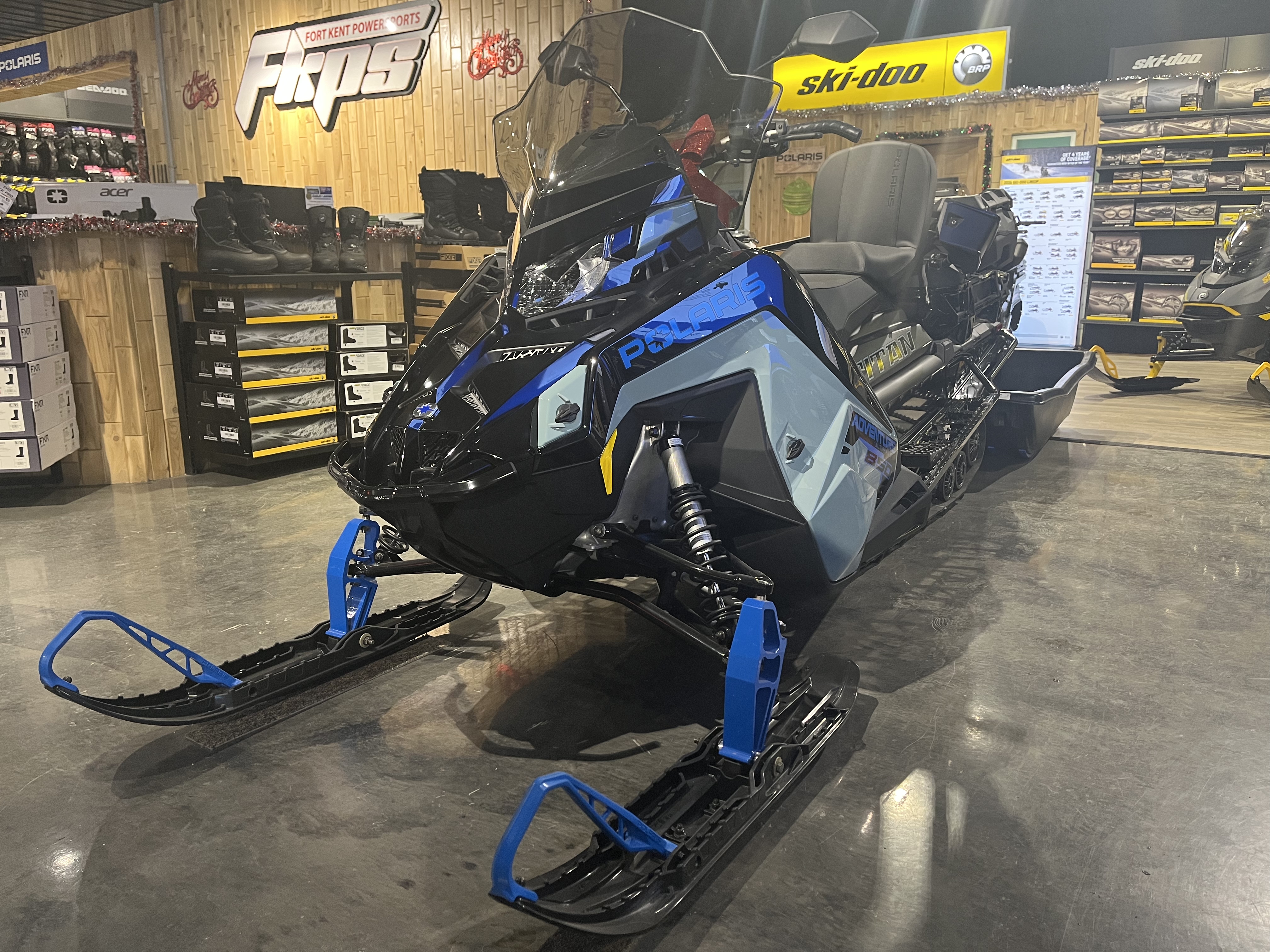 2026 Polaris 850 TITAN Adventure Ultimate 155 1.5 ES in Fort Kent, Maine - Photo 1