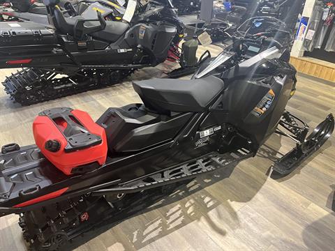 2026 Ski-Doo MXZ Adrenaline 137 600R E-TEC ES Ripsaw 1.25 in Fort Kent, Maine - Photo 4