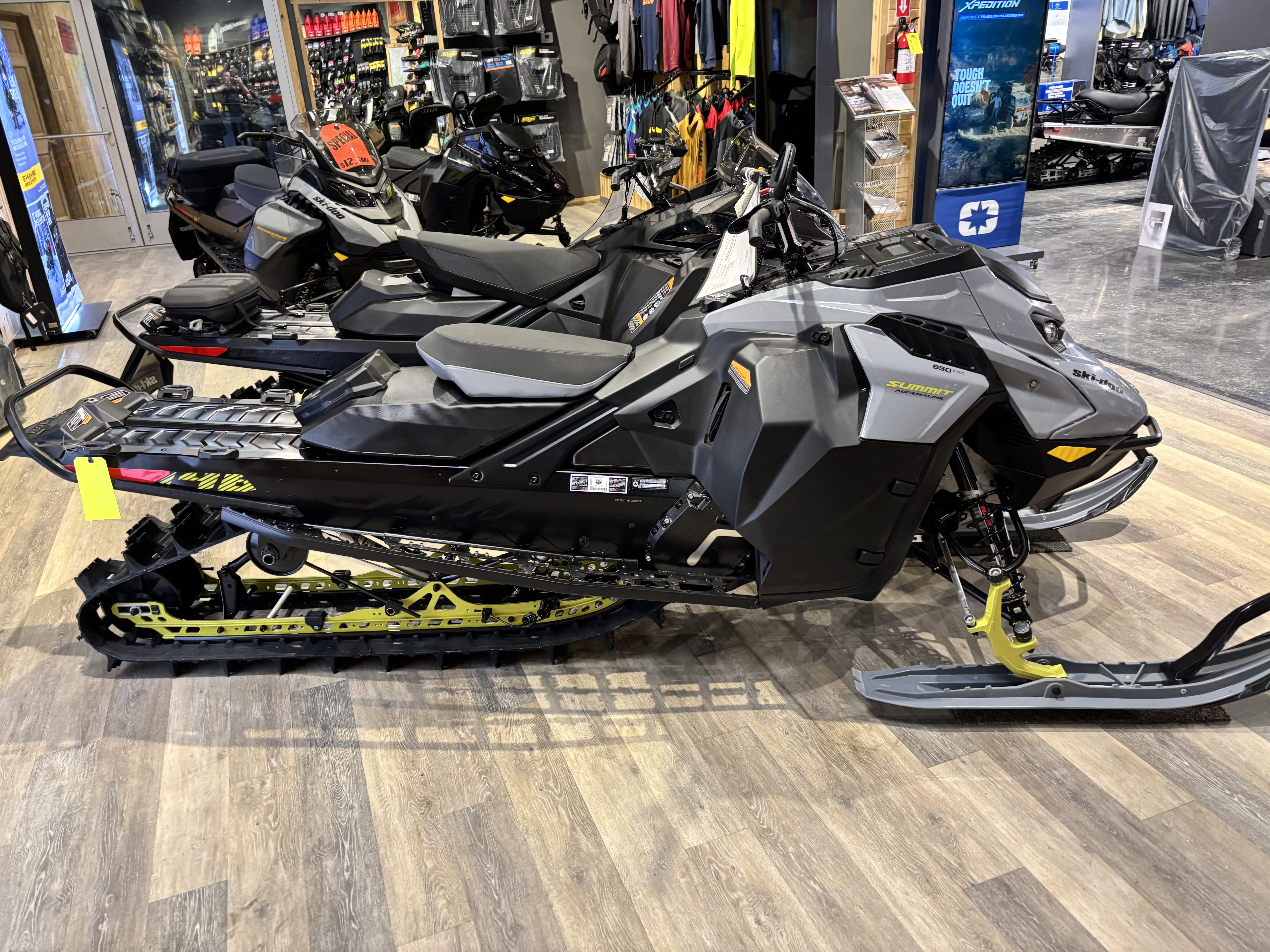 2026 Ski-Doo Summit Adrenaline w/ Edge Package 146 850 E-TEC SHOT