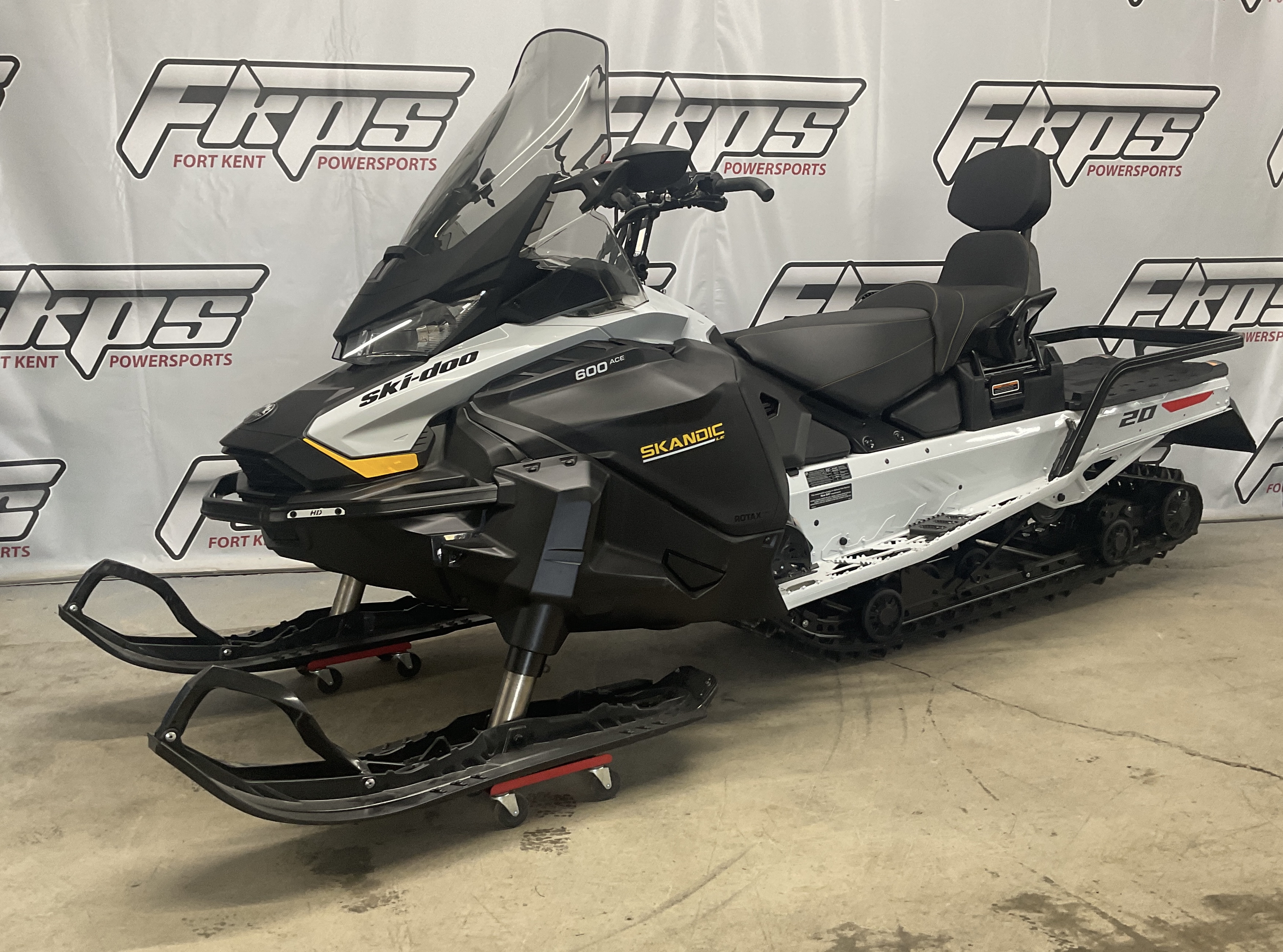 2025 Ski-Doo Skandic LE 600 ACE ES Silent Cobra WT 1.5 Track 20 in. in Fort Kent, Maine - Photo 1
