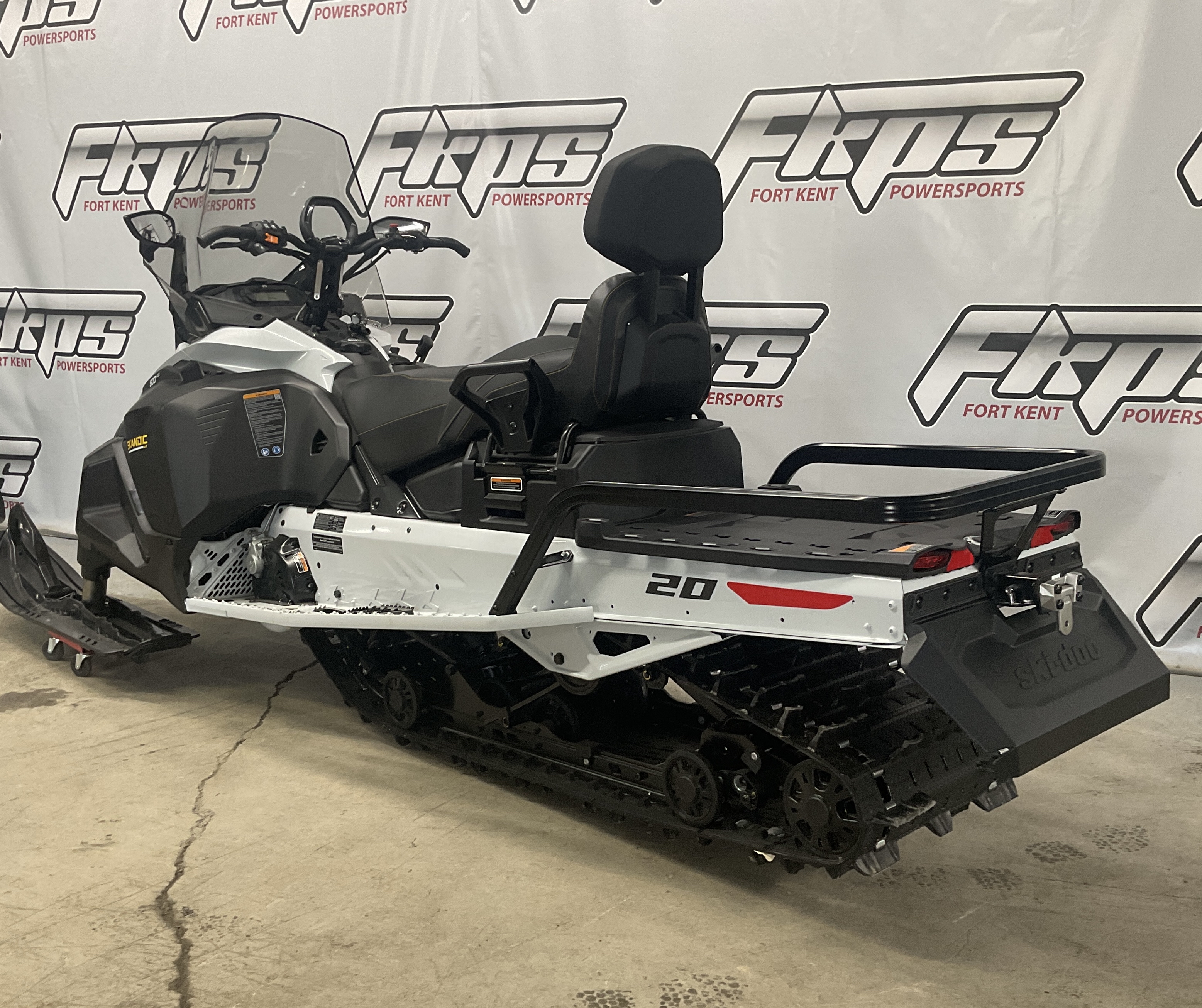 2025 Ski-Doo Skandic LE 600 ACE ES Silent Cobra WT 1.5 Track 20 in. in Fort Kent, Maine - Photo 2