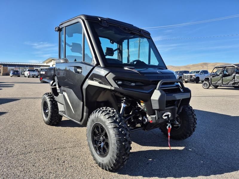 2026 Can-Am™ Defender XT CAB HD11 with 10.25 in. touchscreen di 7
