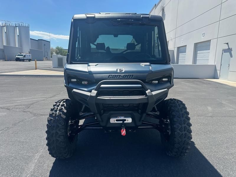 2026 Can-Am™ Defender Limited HD11 2