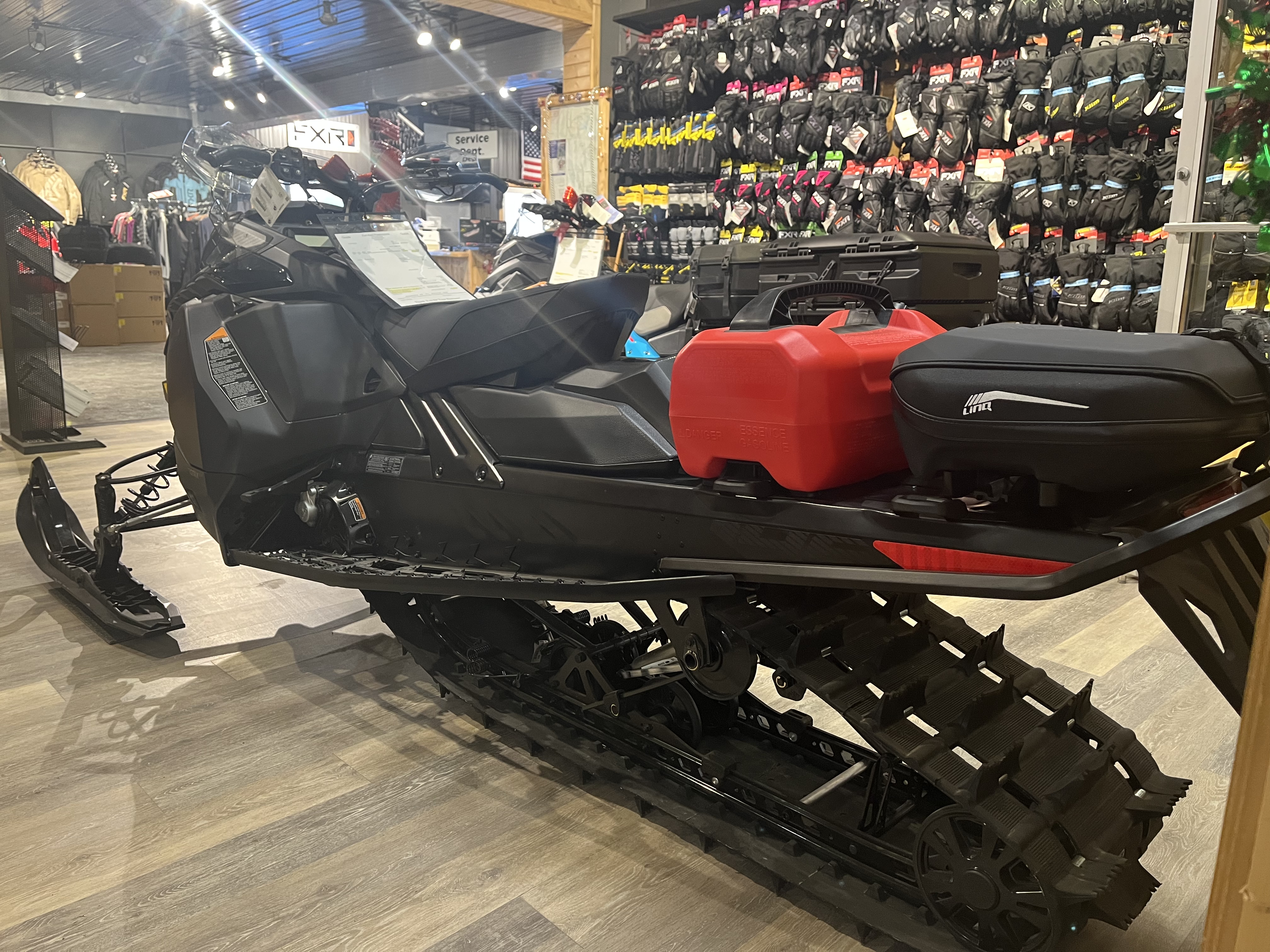 2025 Ski-Doo Backcountry Adrenaline 850 E-TEC ES PowderMax 2.0 in Fort Kent, Maine - Photo 3