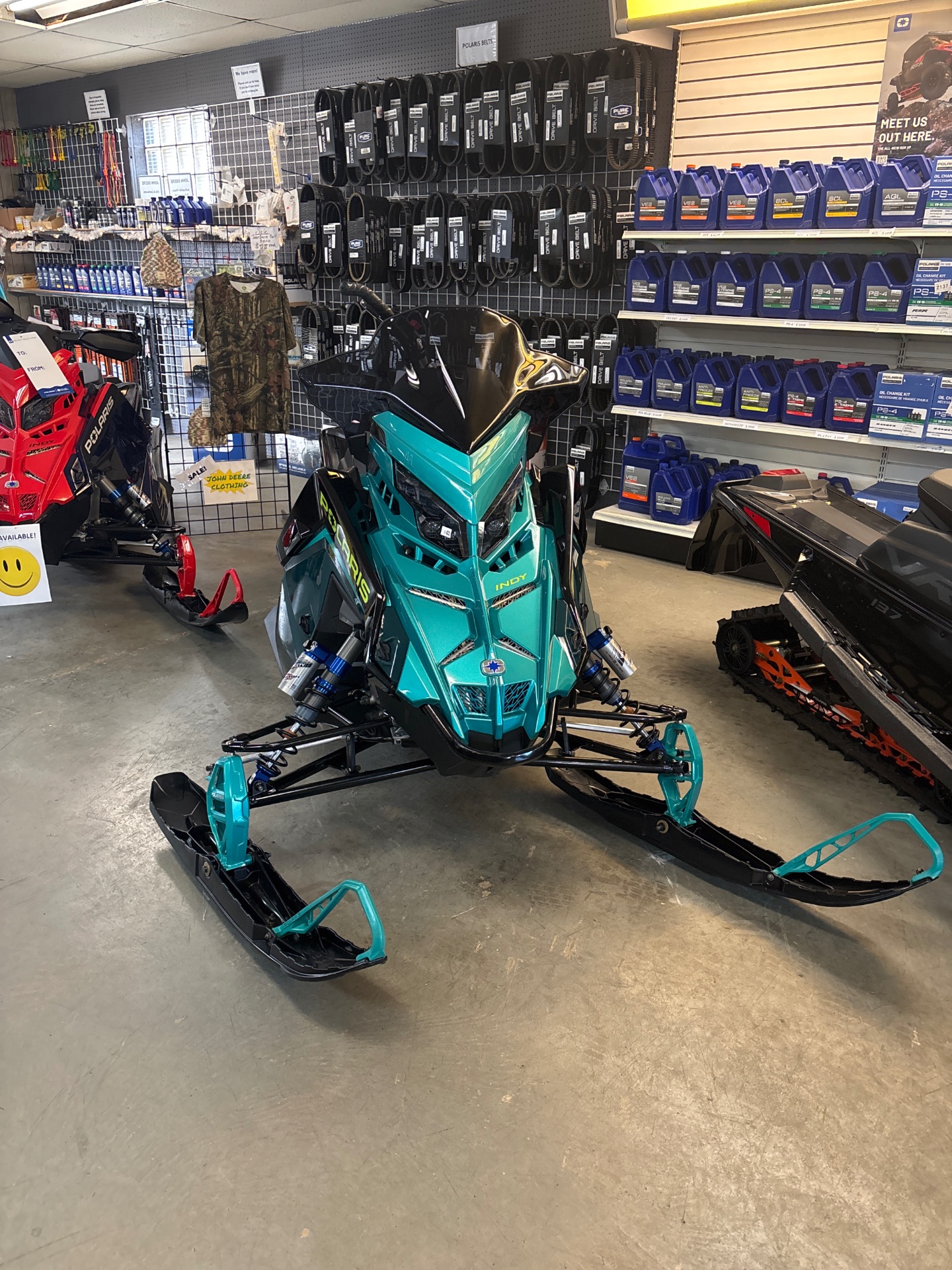 New 2025 Polaris 850 INDY VR1 137 SC ES, New Tripoli PA | Specs