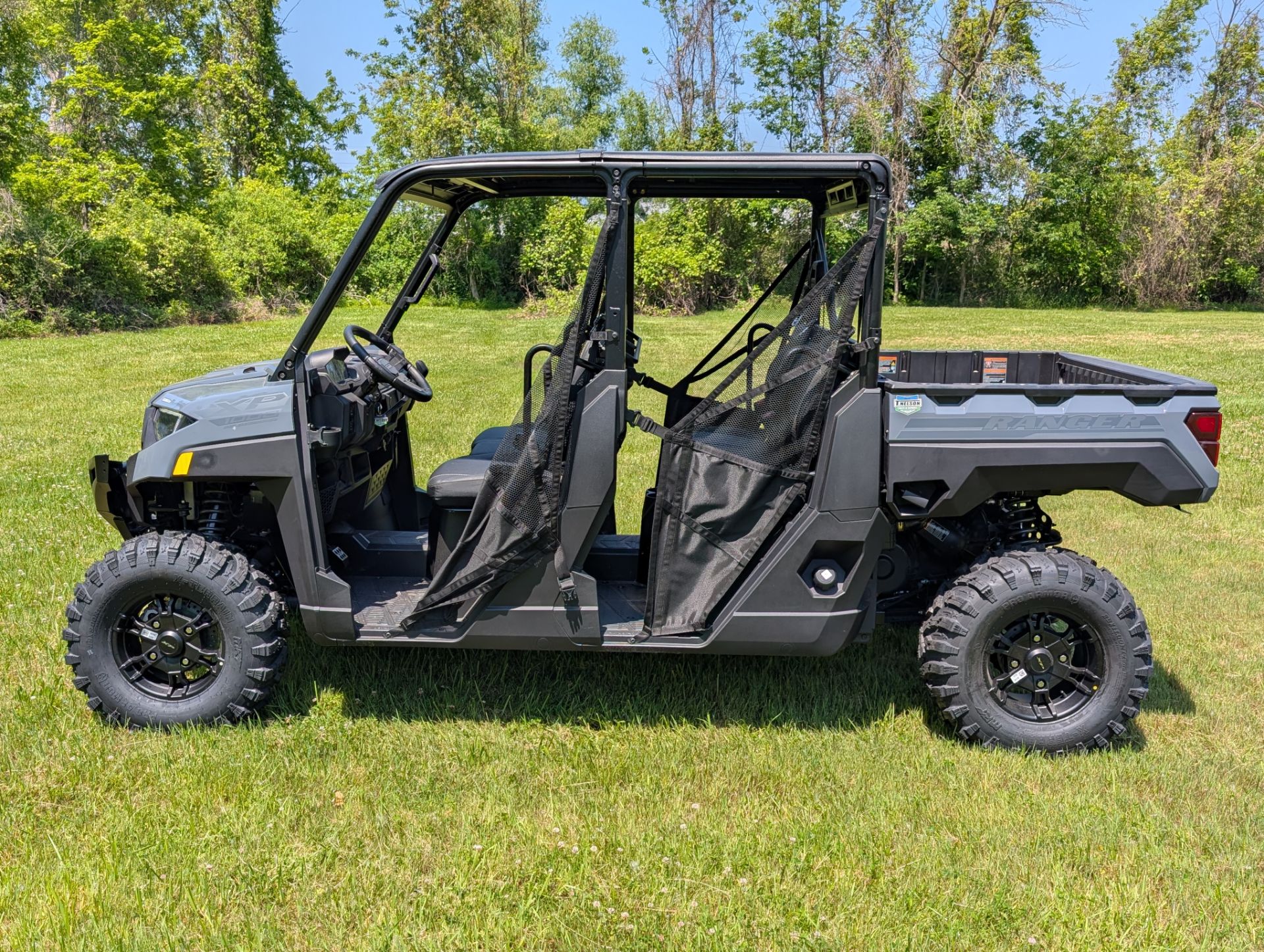 New 2026 Polaris Ranger Crew XP 1000 Premium Stealth Gray