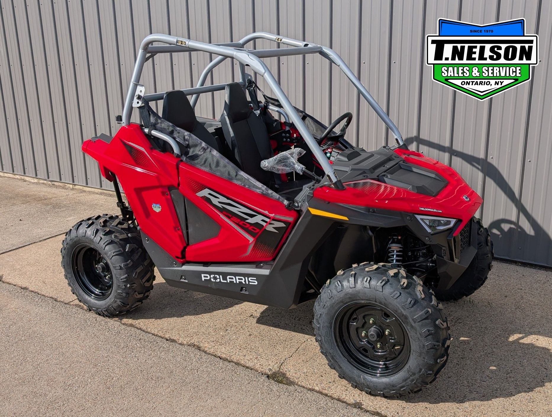 POLARIS 2サイクル　赤　まとめ売り New 2026 Polaris RZR 200 EFI Indy Red | Utility Vehicles in
