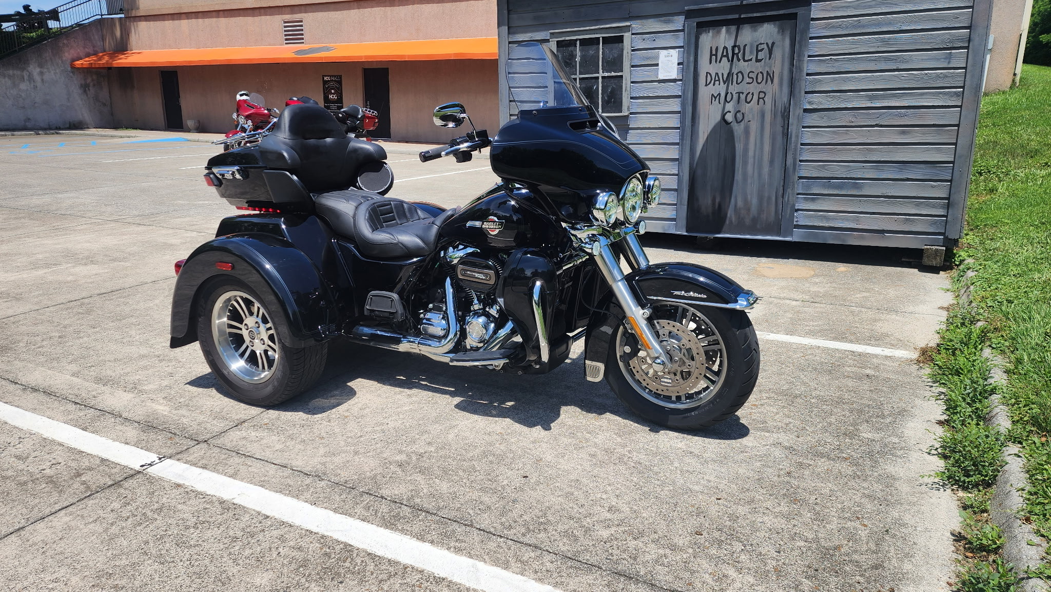 2023 Harley-Davidson TriGlide 2