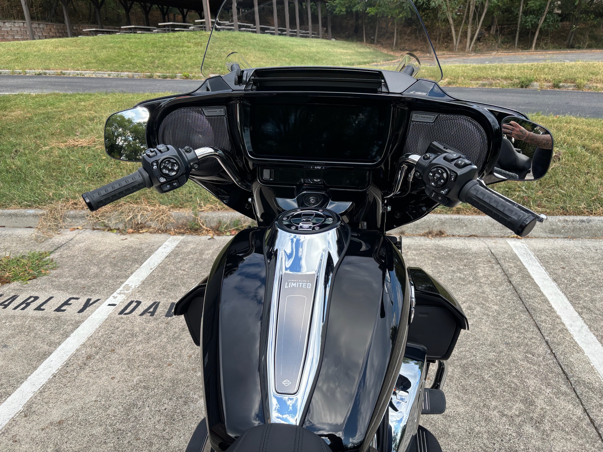 2026 Harley-Davidson Street Glide 3 Limited 7
